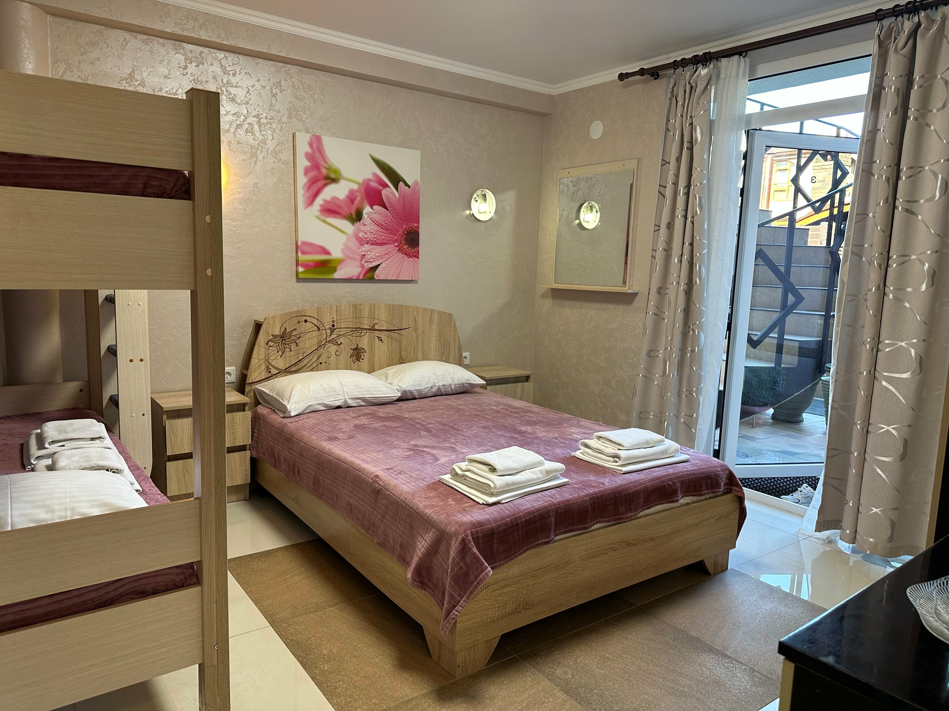 Стандартный четырехместный номер