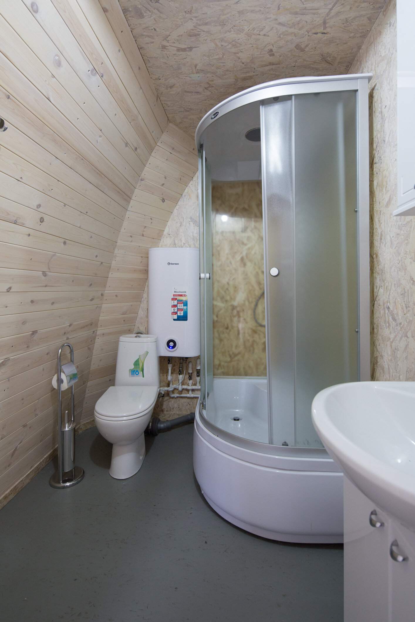 Дом-сфера с кухней-студией