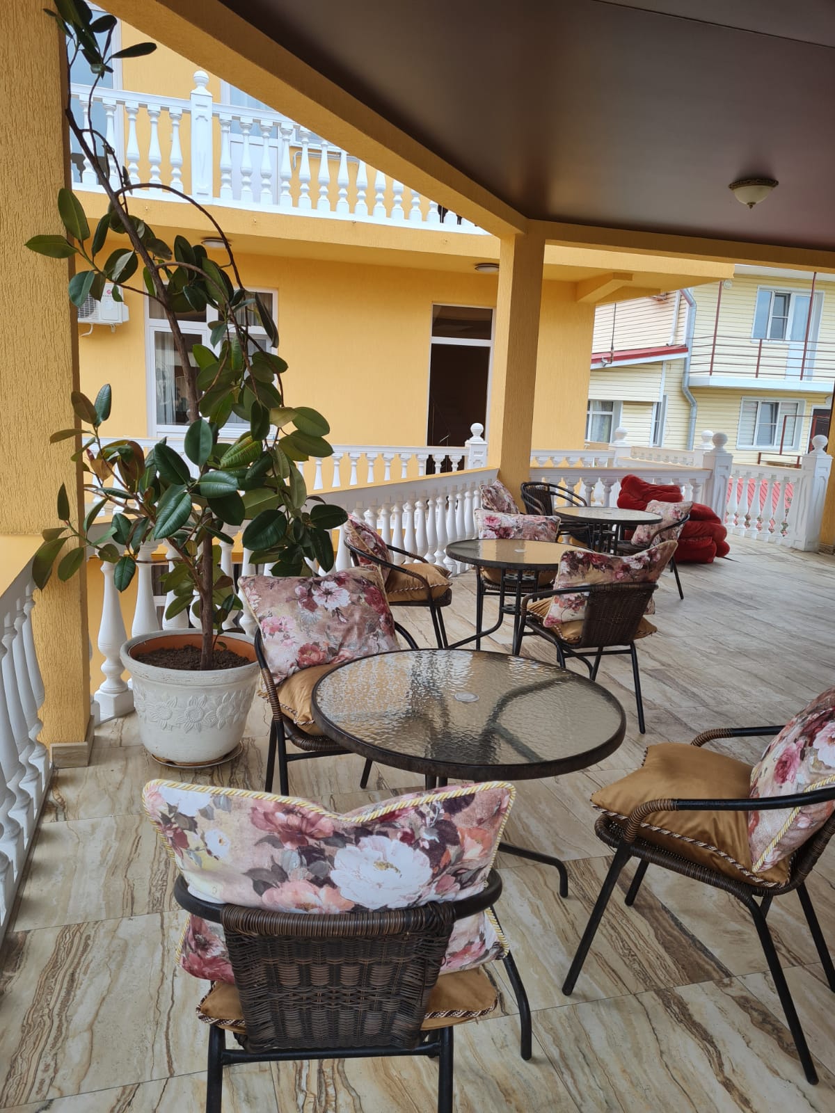 Трехместный номер с видом на море