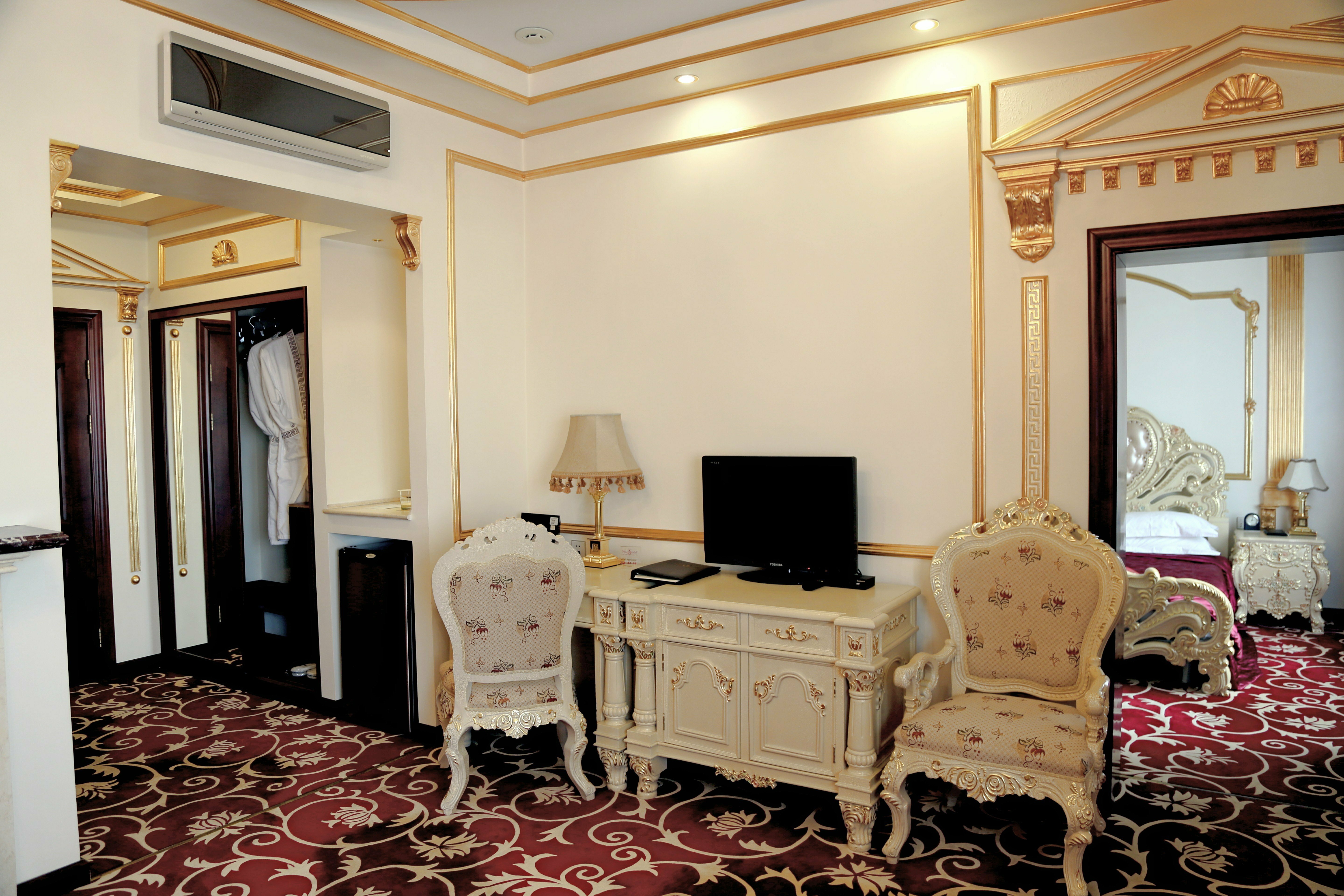 Люкс с кроватью размера «king-size»