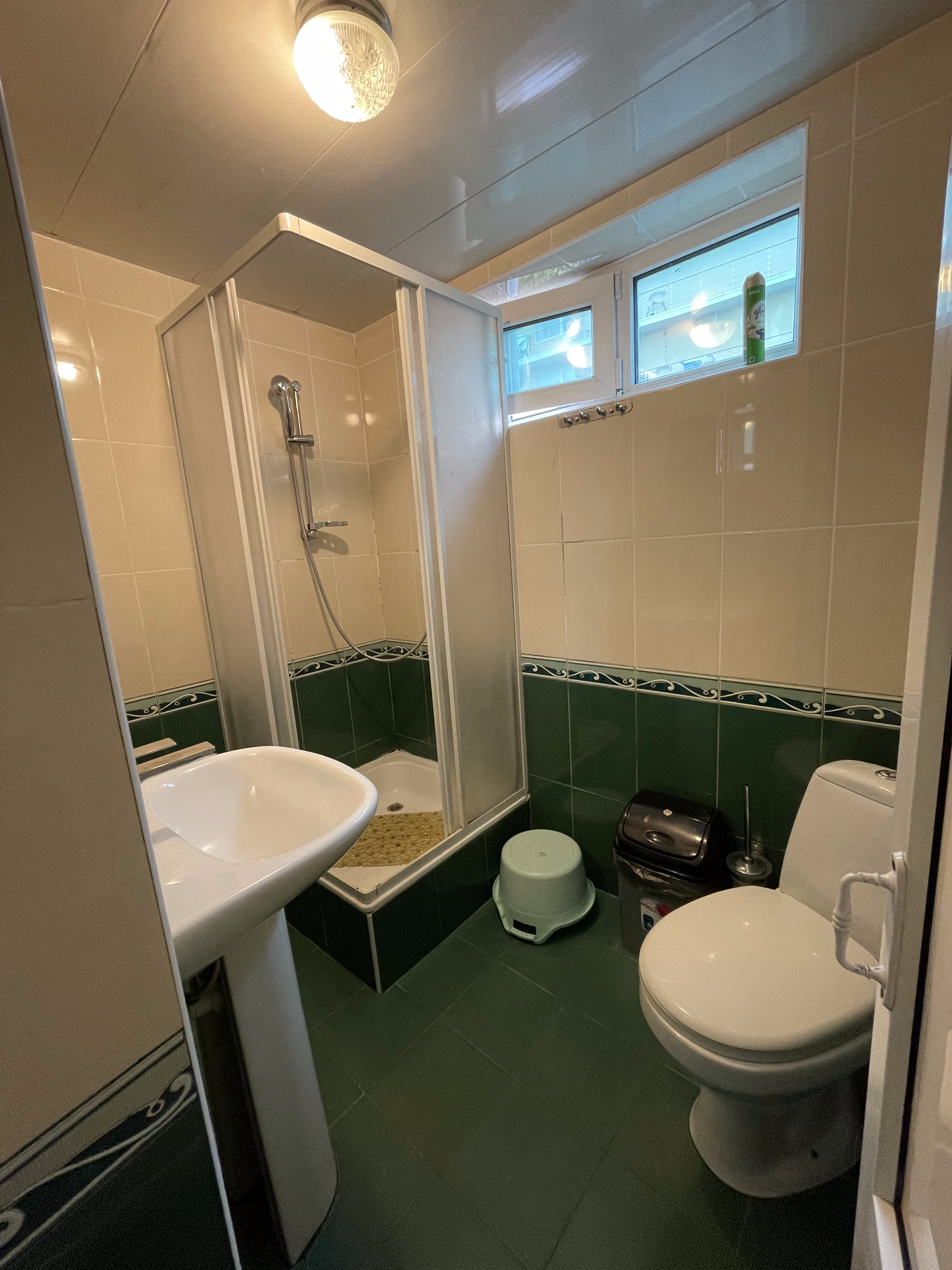 Трехместная комната с балконом