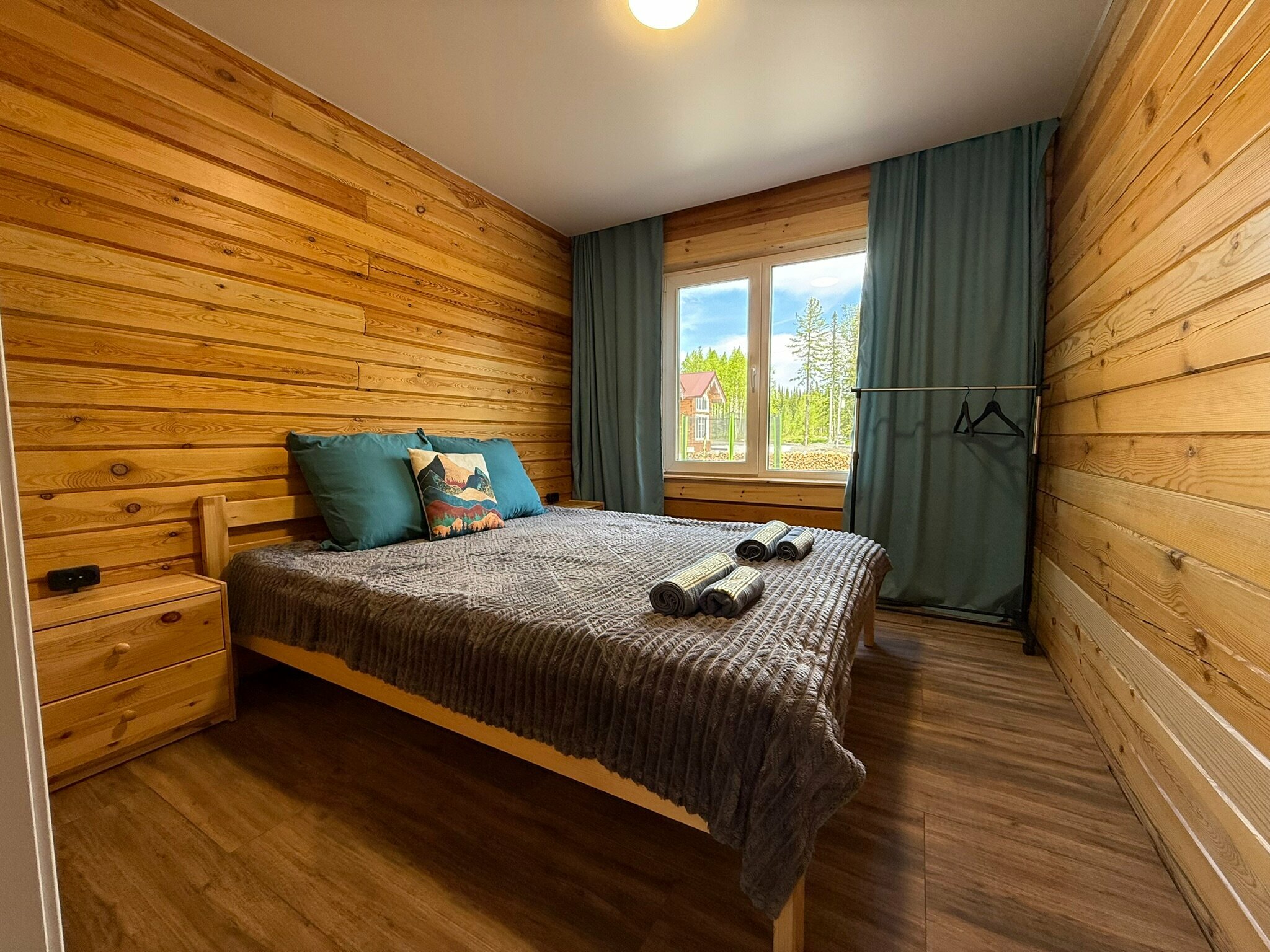 Коттедж с видом на лес