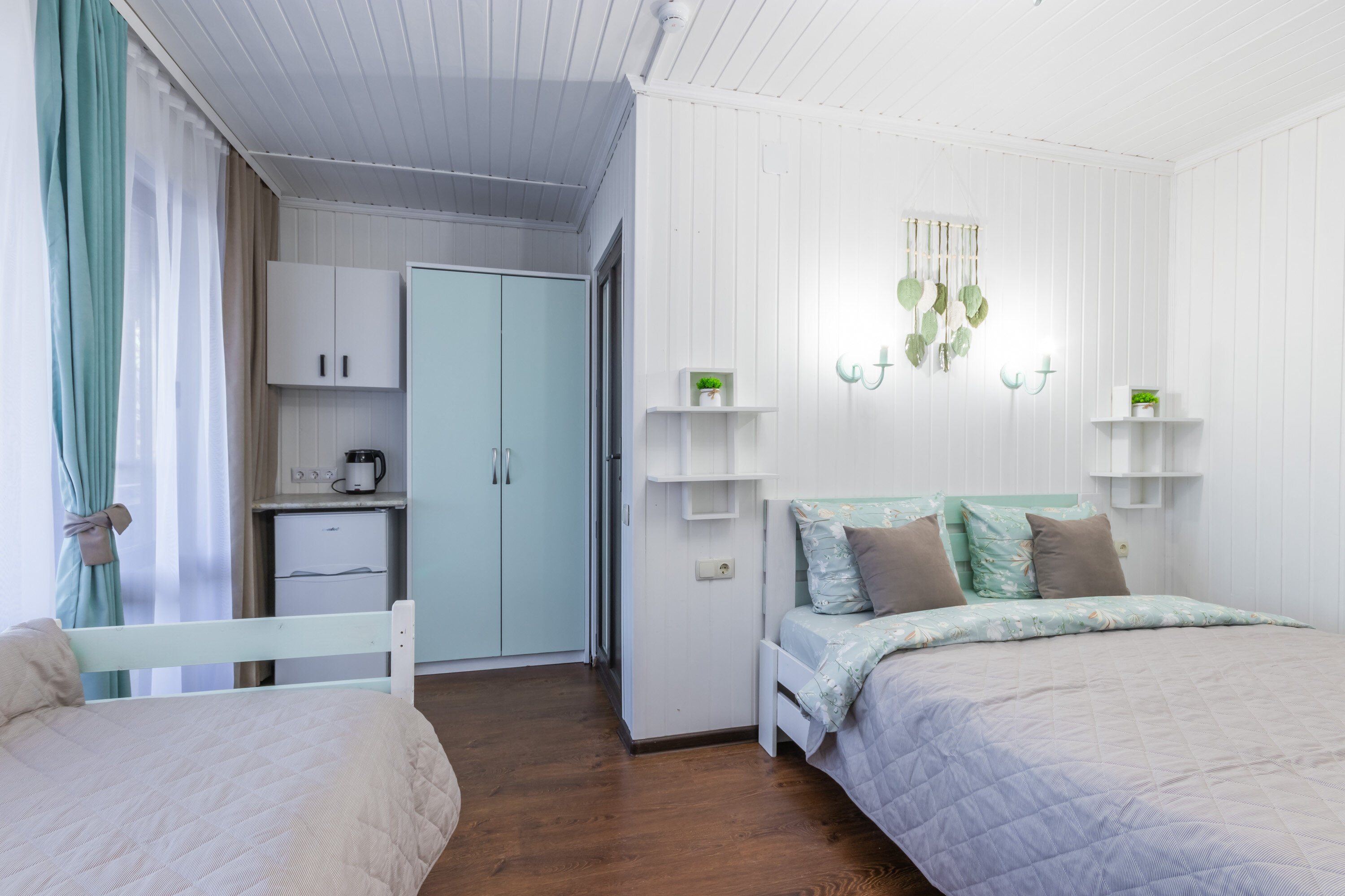 Трехместный кантри