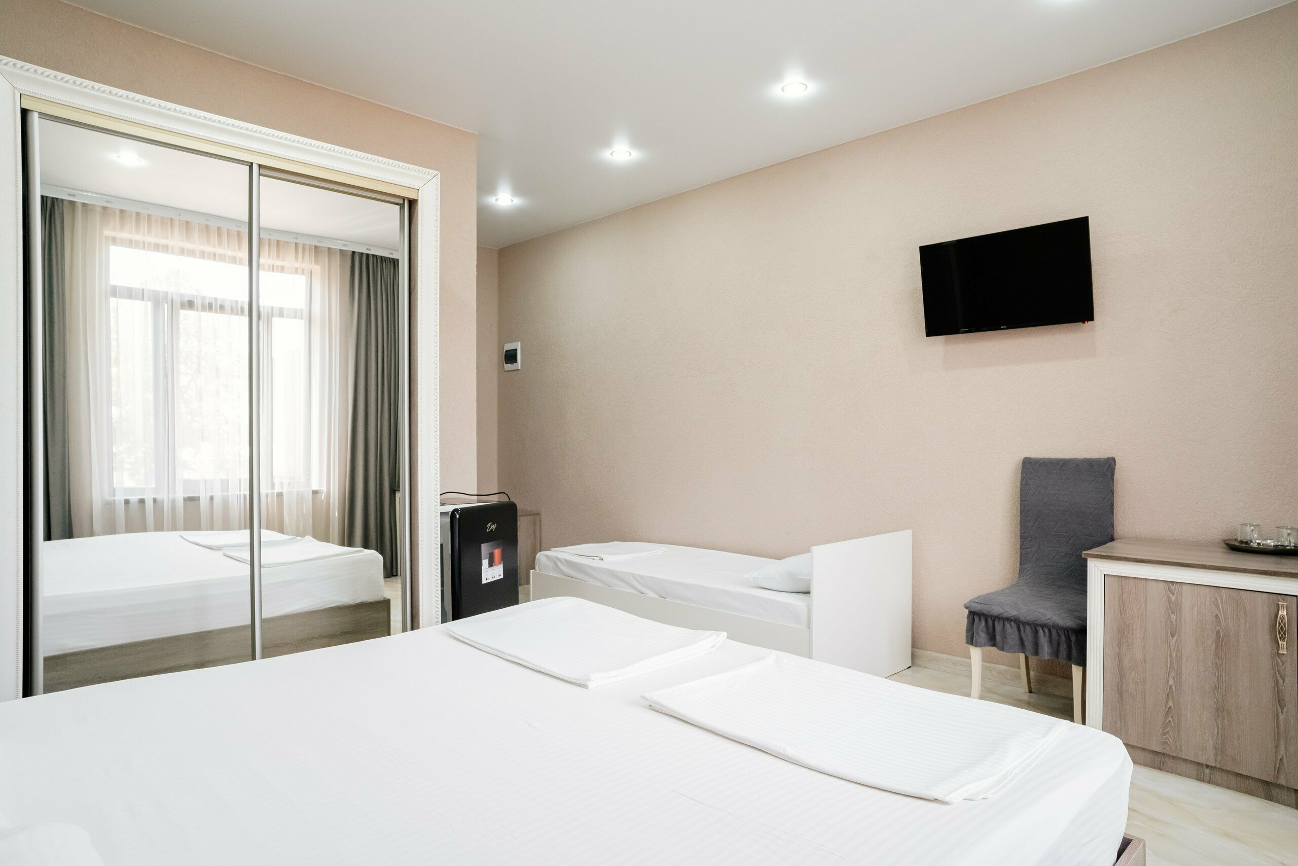 Трехместный полулюкс