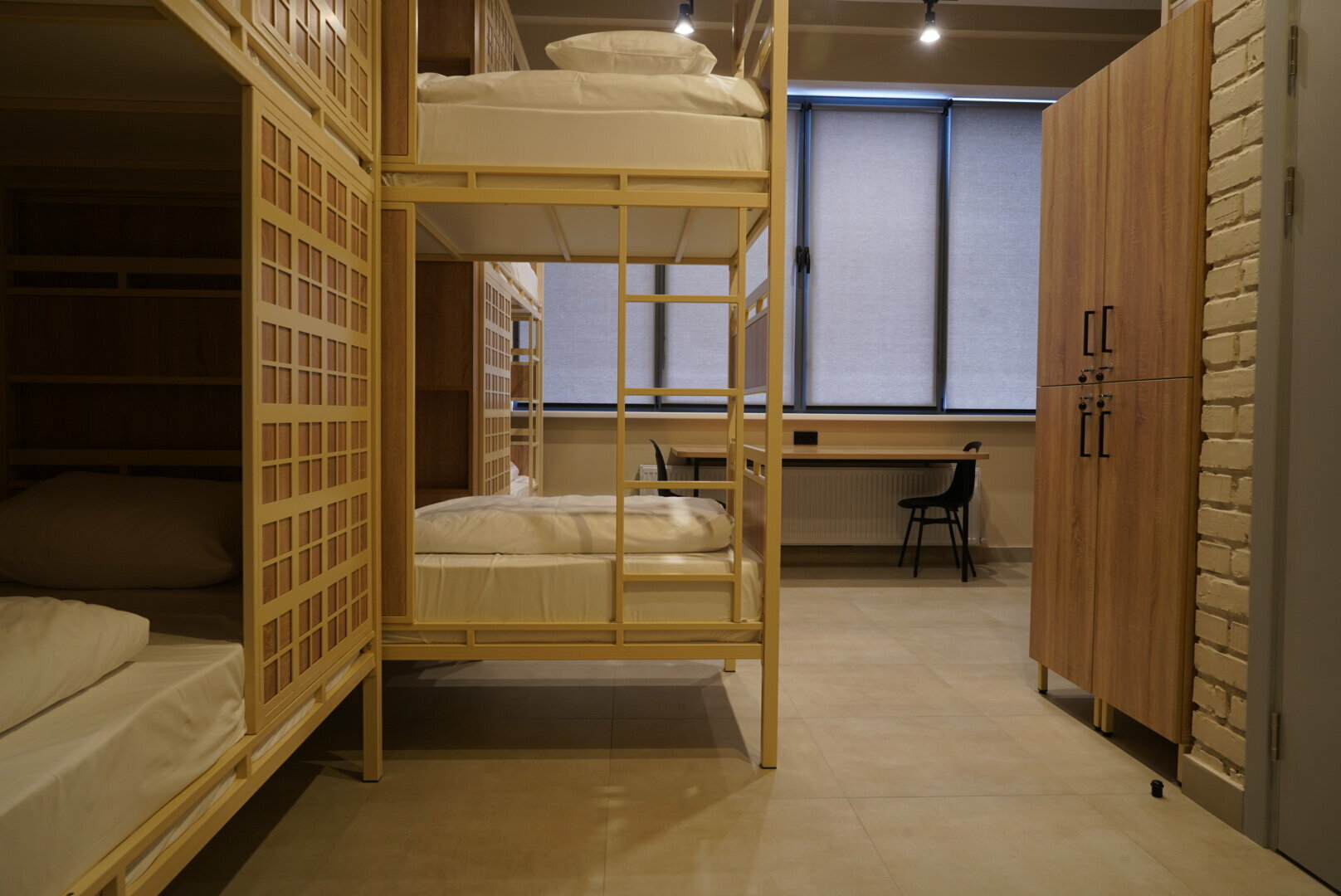 Общий 10-местный номер для мужчин