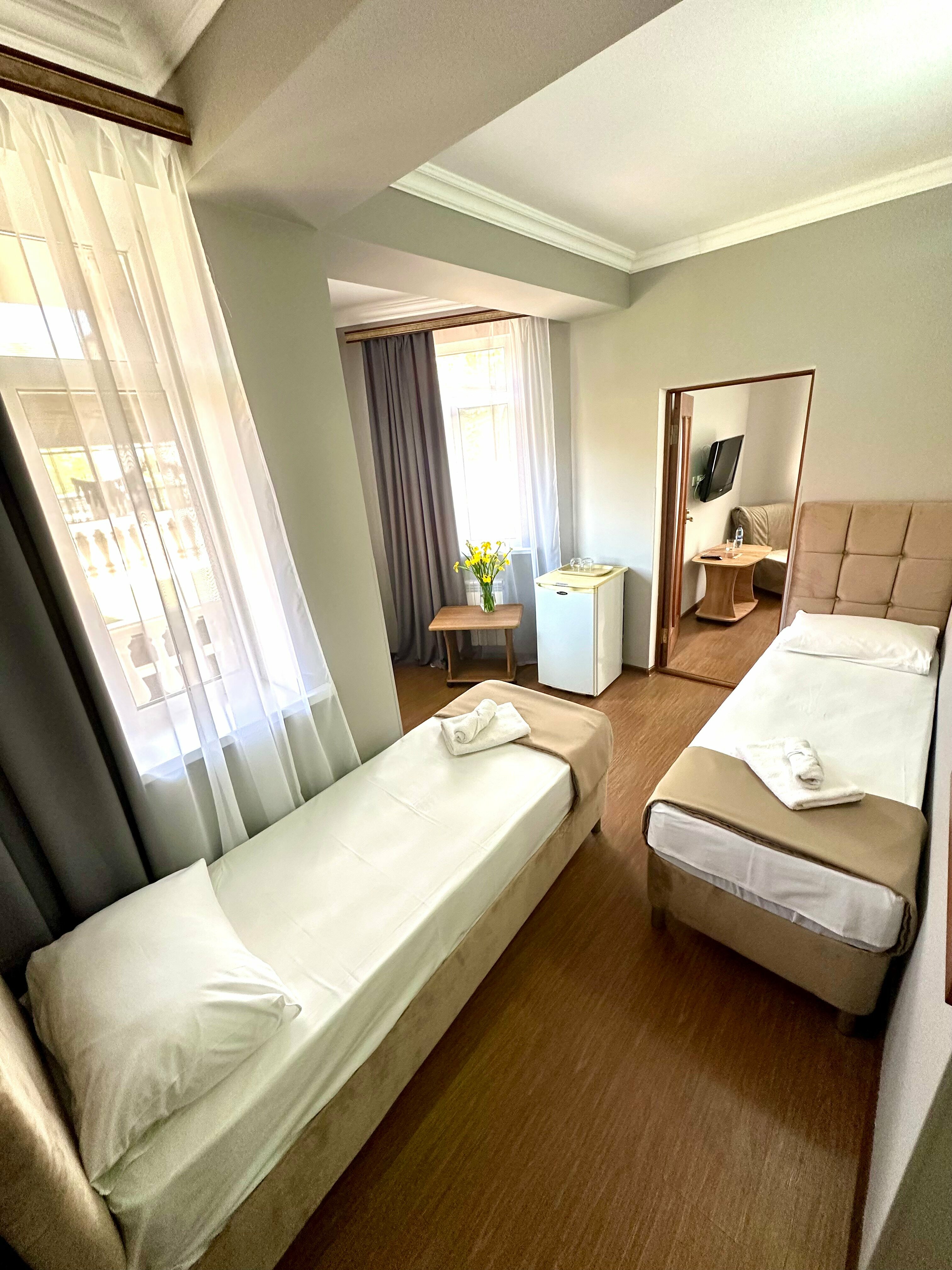 Двухкомнатный пятиместный номер