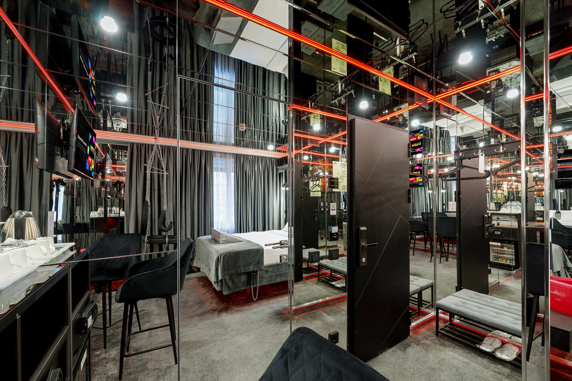 Номер Делюкс