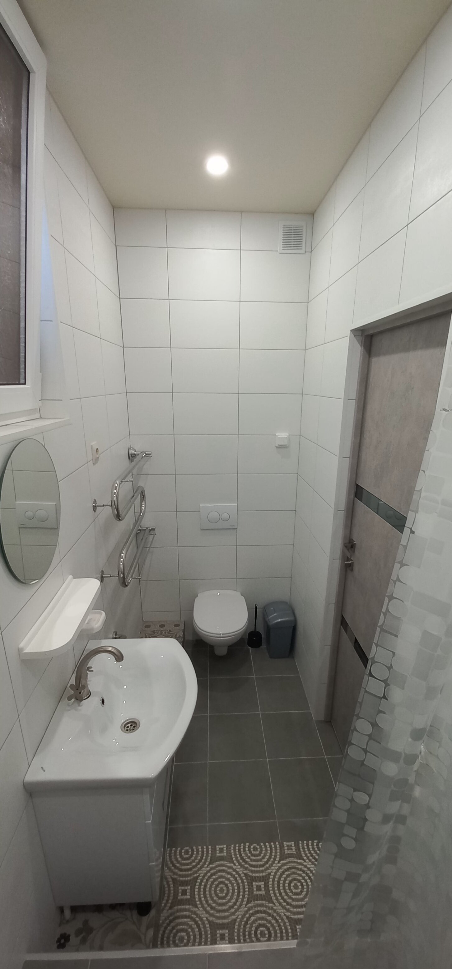 Трехместный номер «Комфорт» с душем