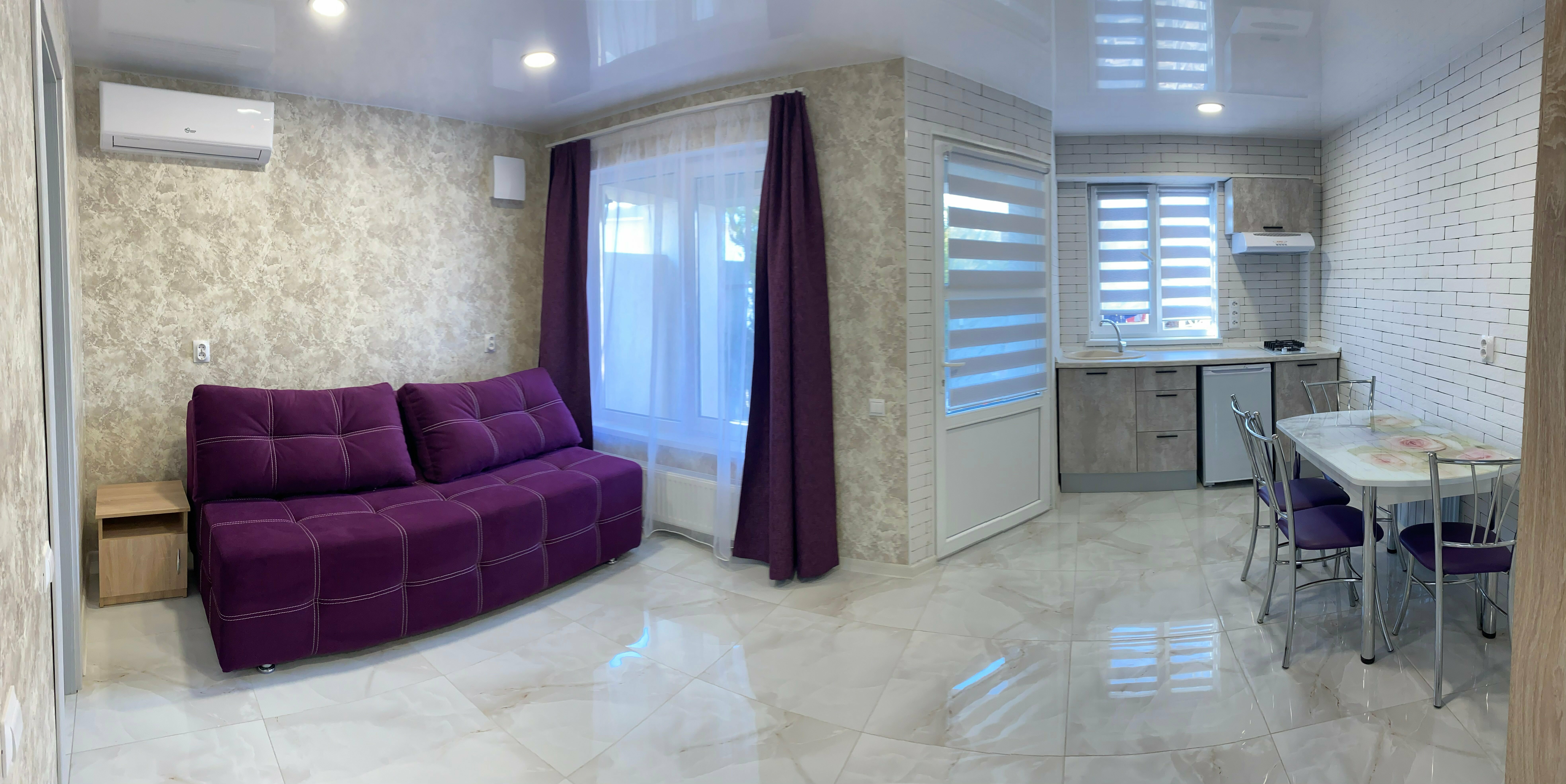 Четырехместный номер с видом на сад