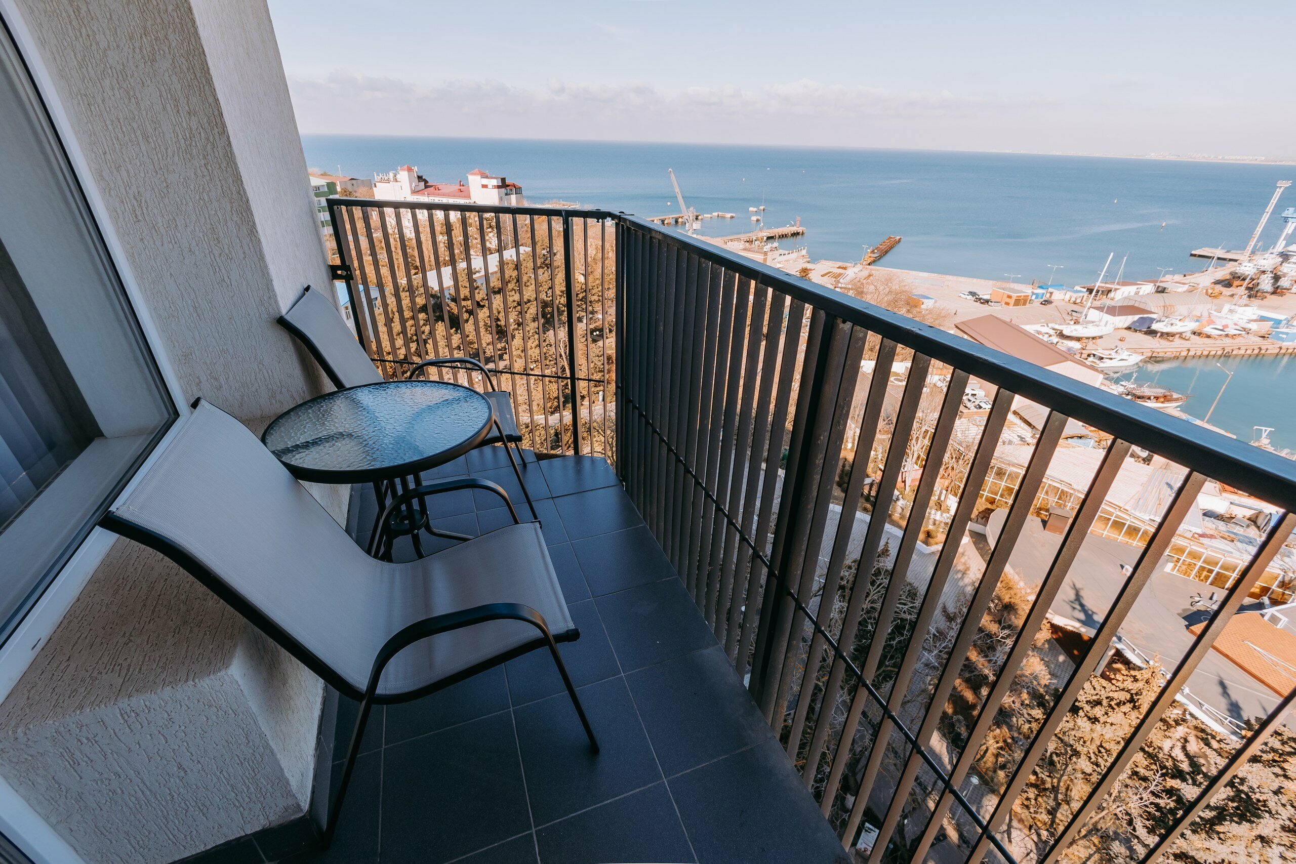 Номер-студия с видом на море