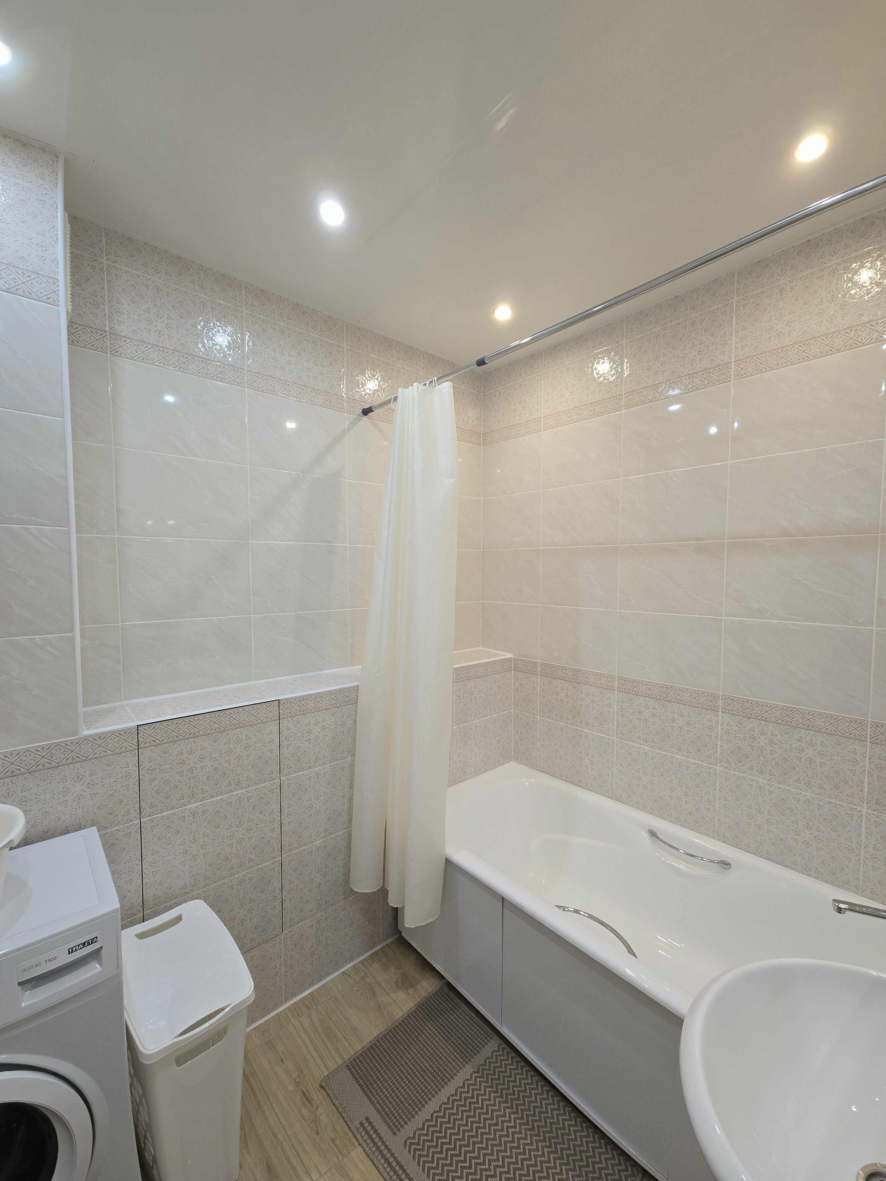 Cемейный номер с собственной ванной комнатой