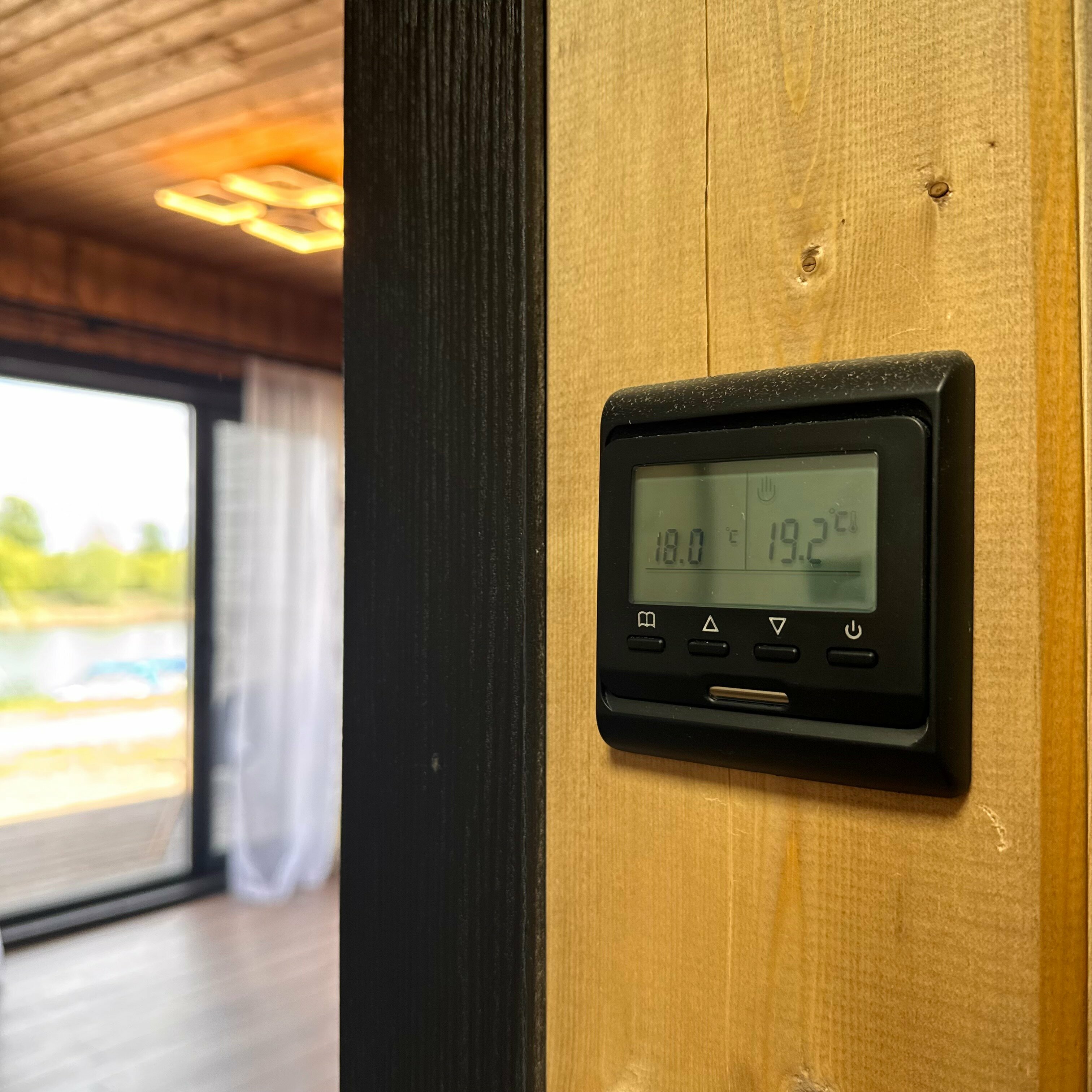 Коттедж с видом на озеро