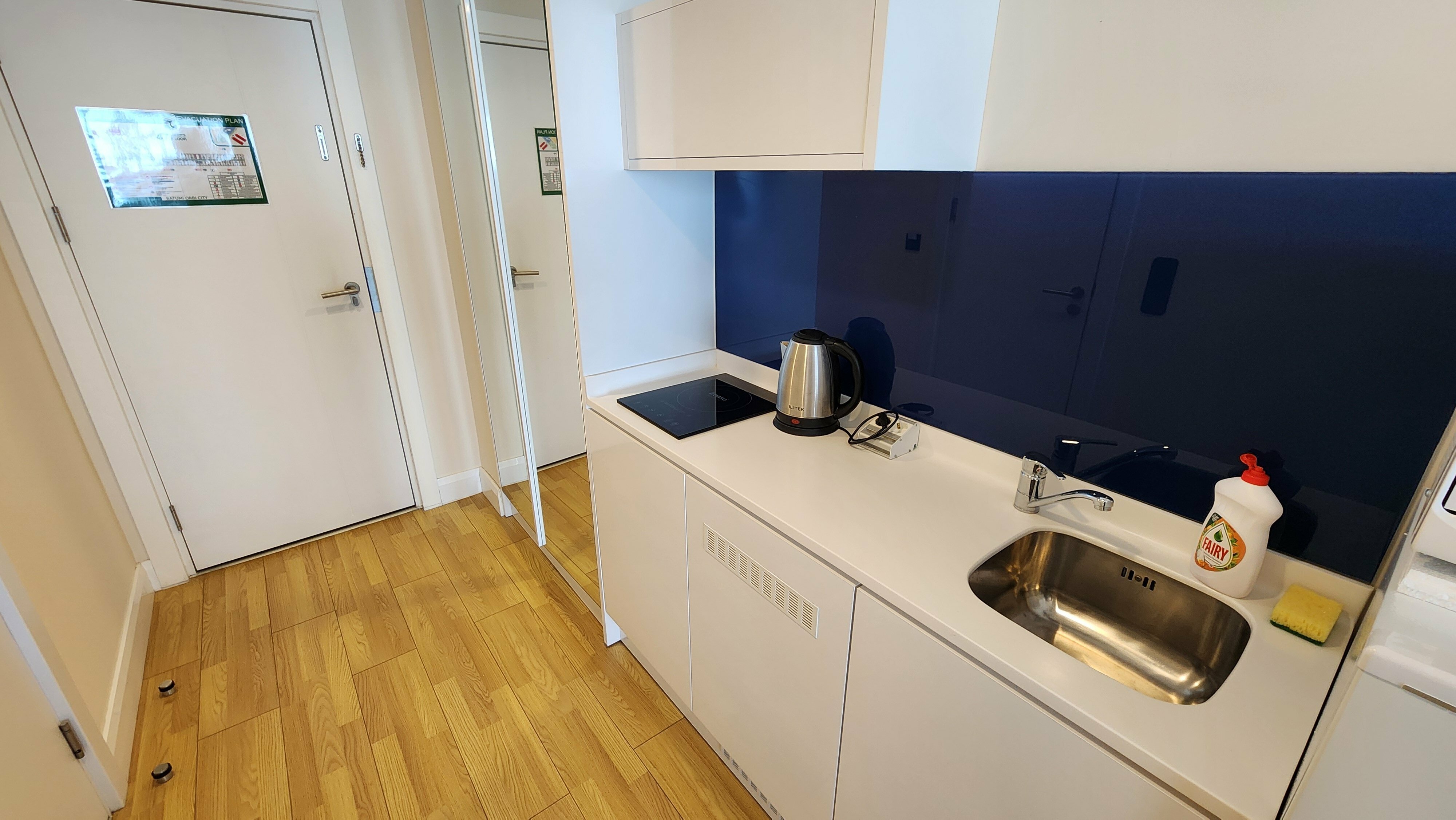 Апартаменты-студия с видом на море