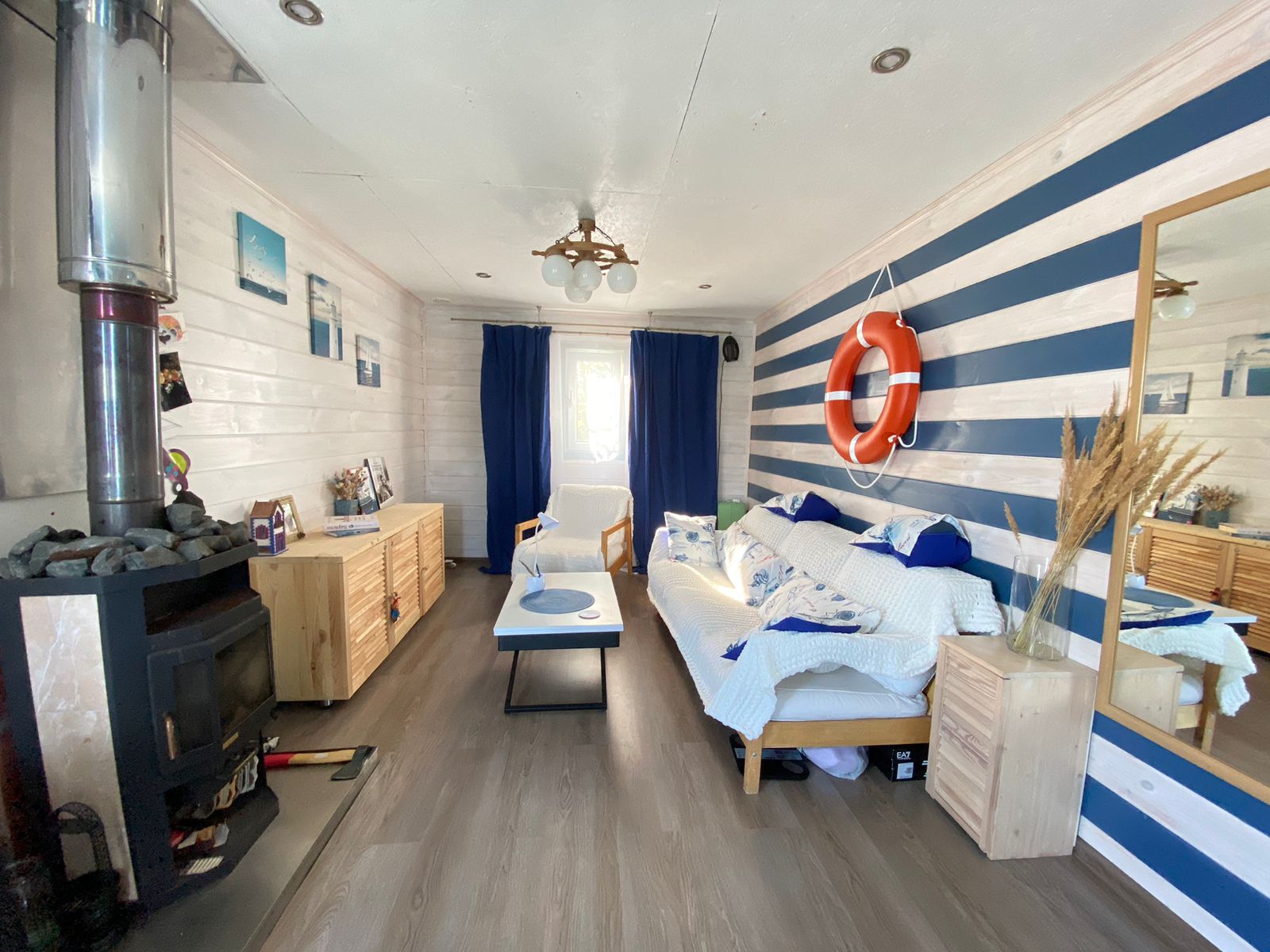 Дом на воде (Хаусбот) с баней и камином