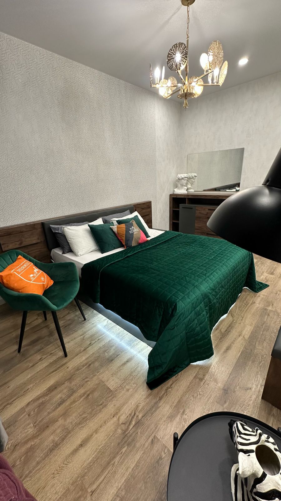 Улучшенные апартаменты