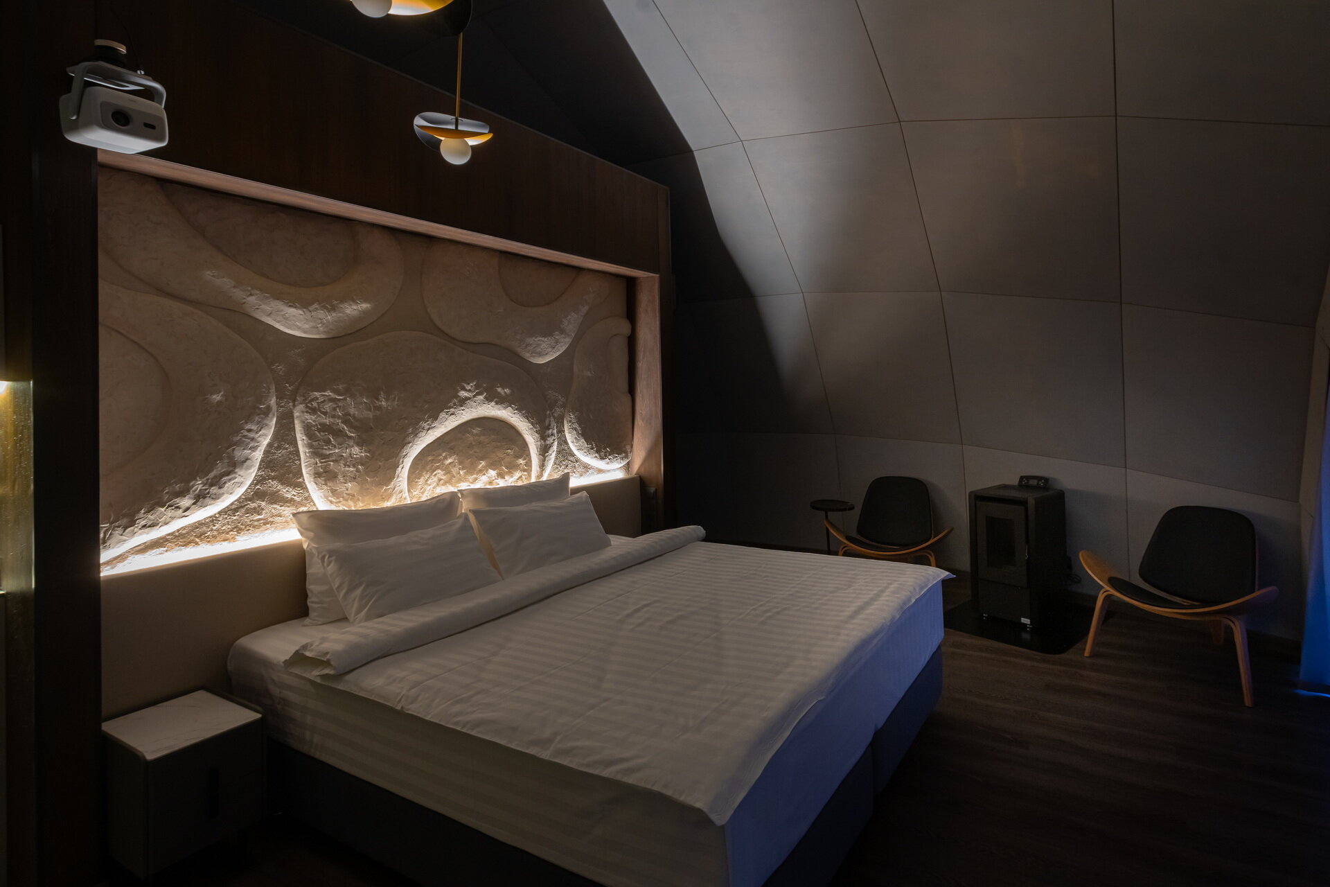 Купольный дом на закрытой террасе