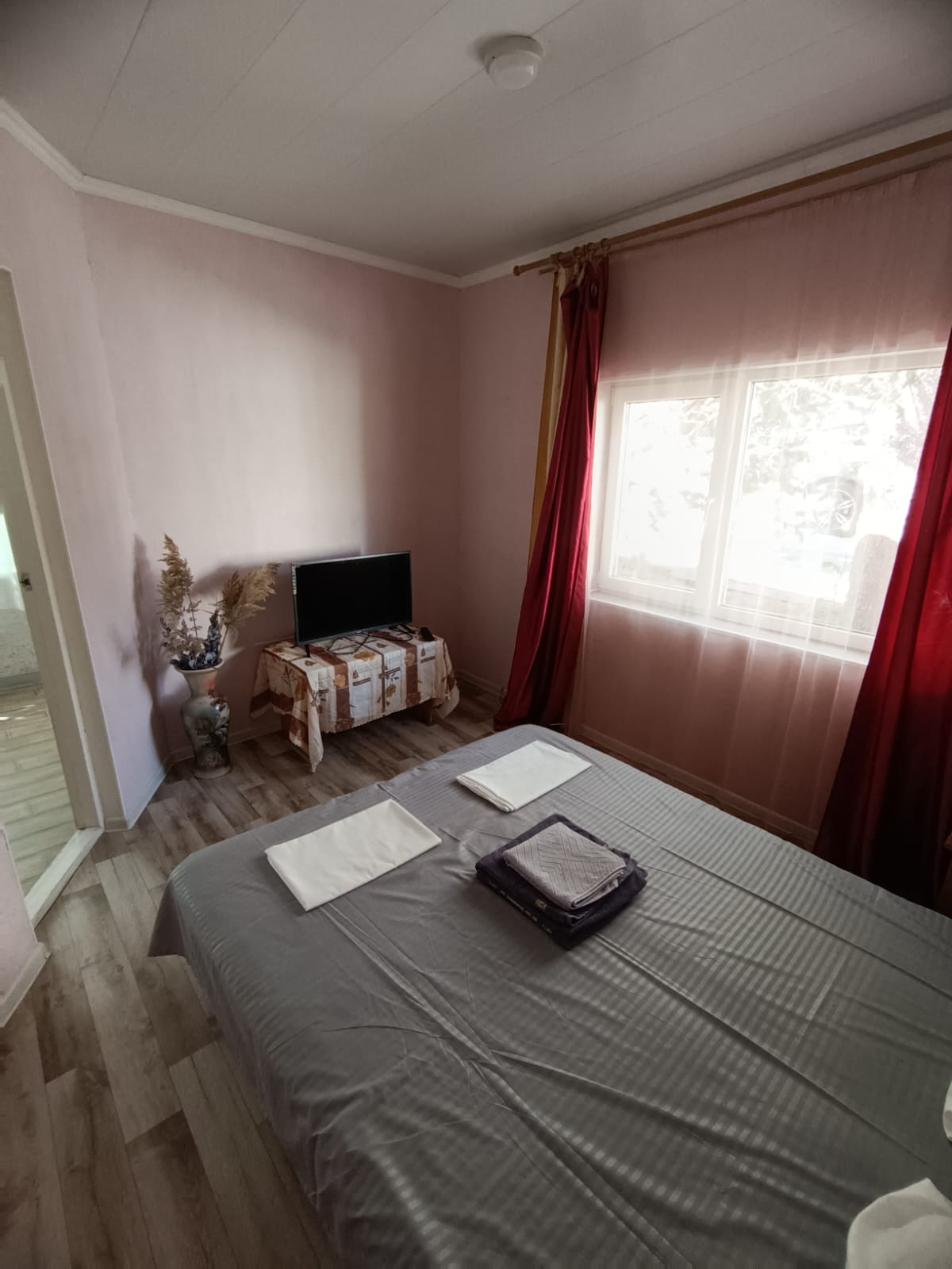 Трехместный домик