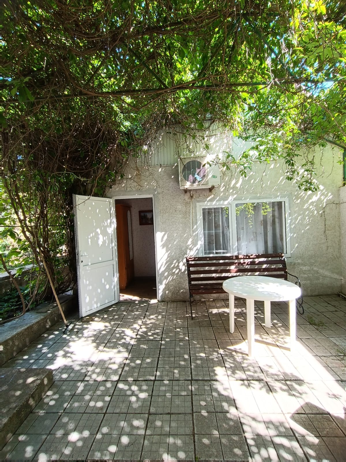 Трехместный домик