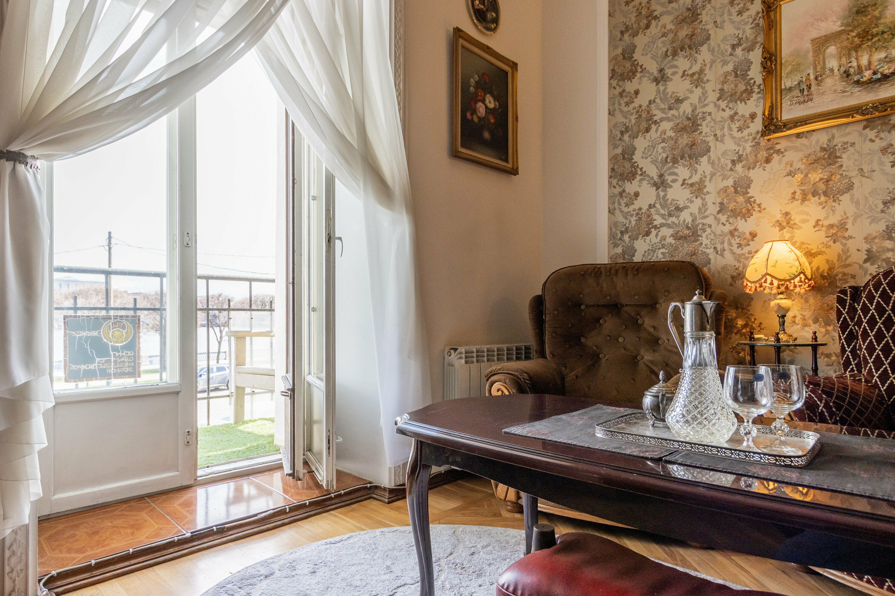 Семейные апартаменты "Дворянское гнездо" (персональный душ вне комнаты)