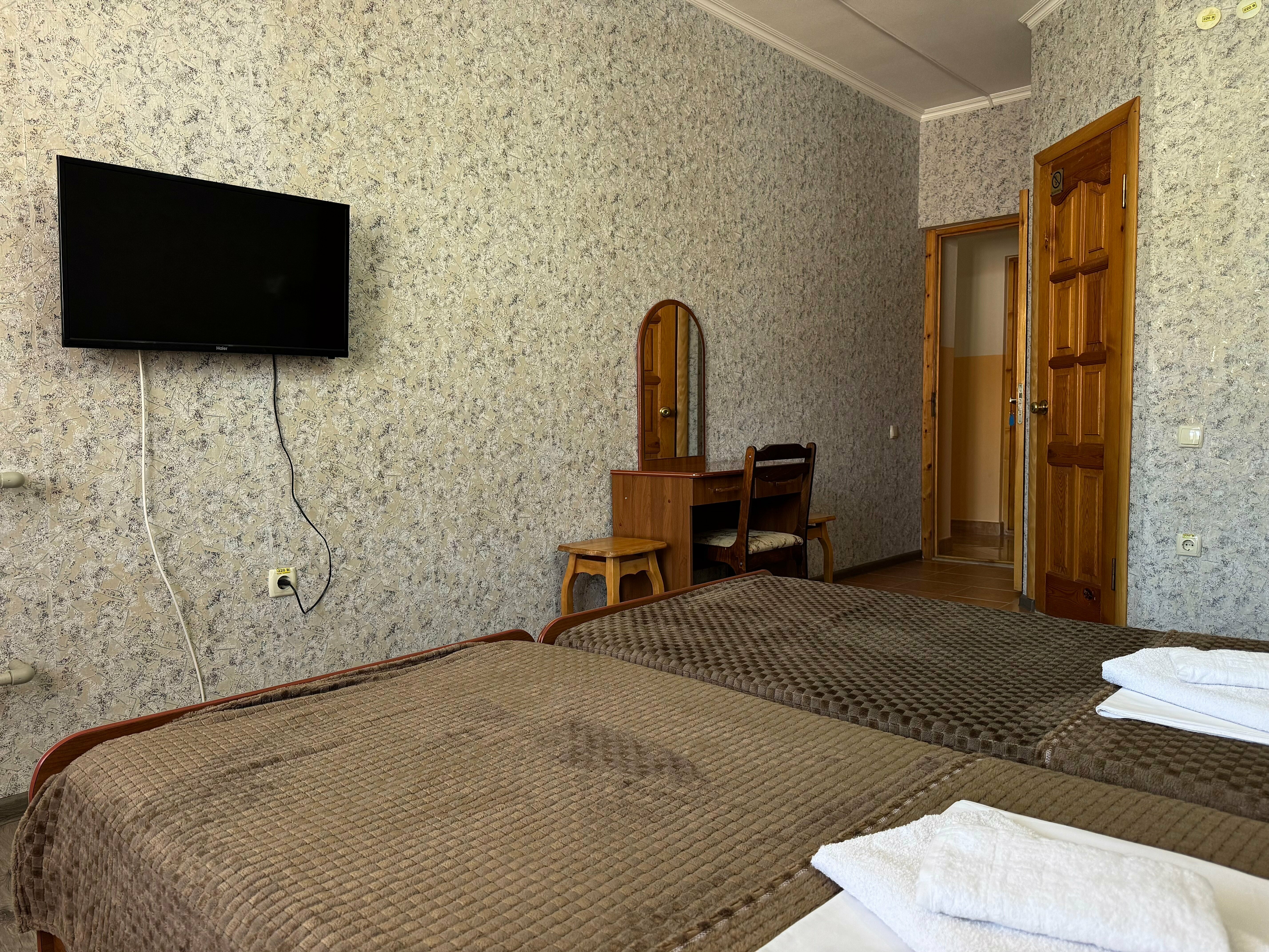 1-комнтаная двухместная с двумя односпальными кроватями и балконом