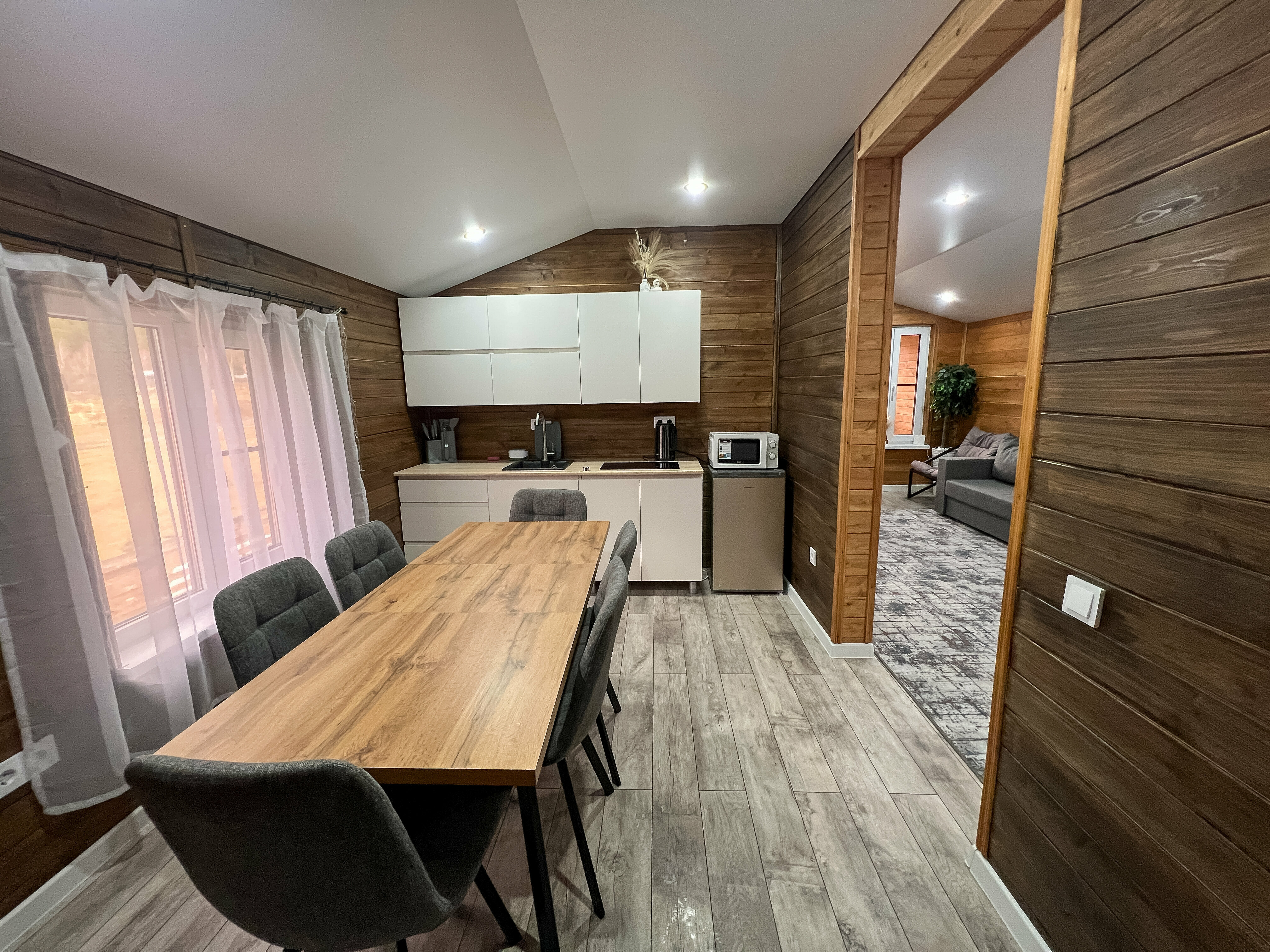 Семейный номер с балконом