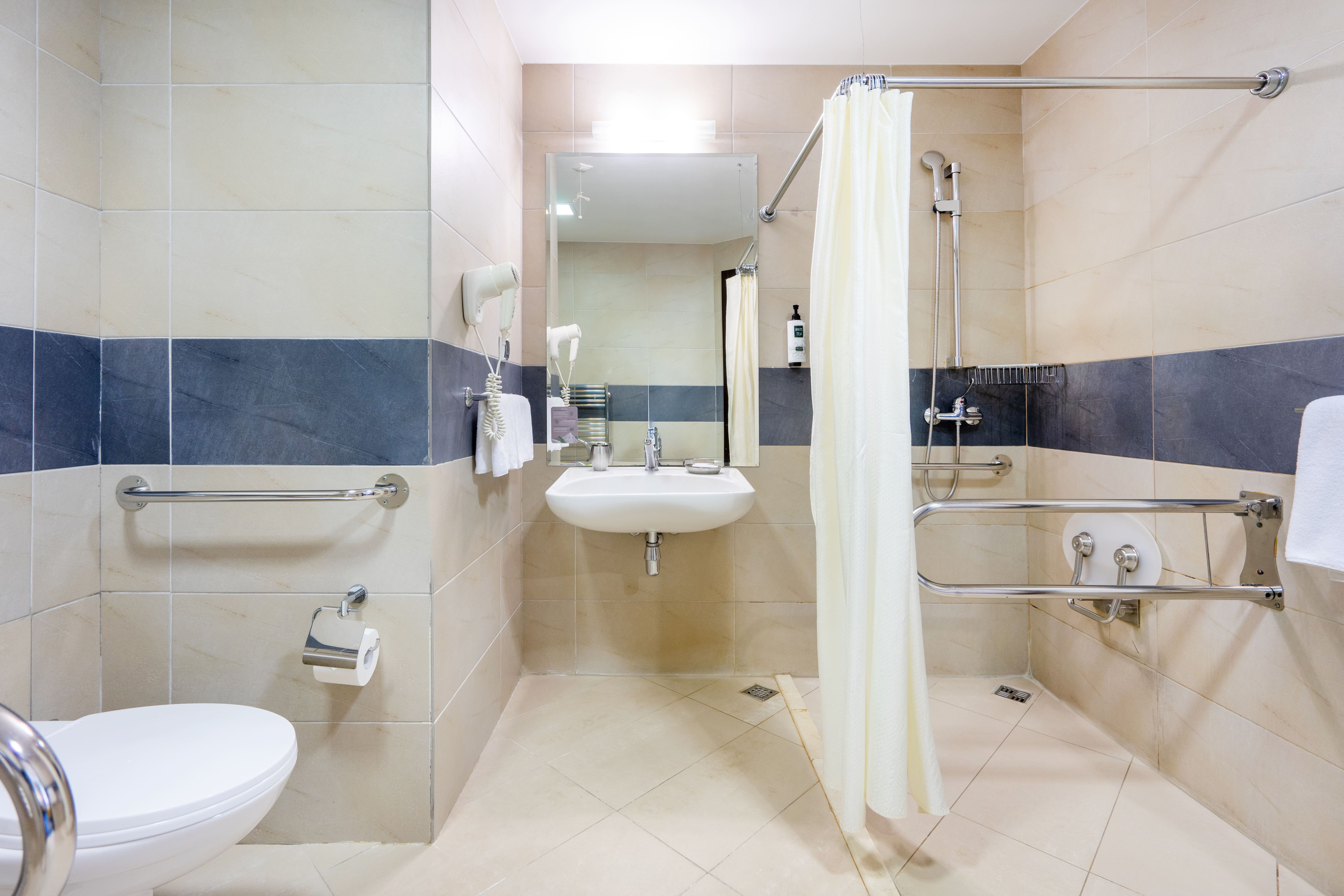 Супериор с двуспальной кроватью для маломобильных людей