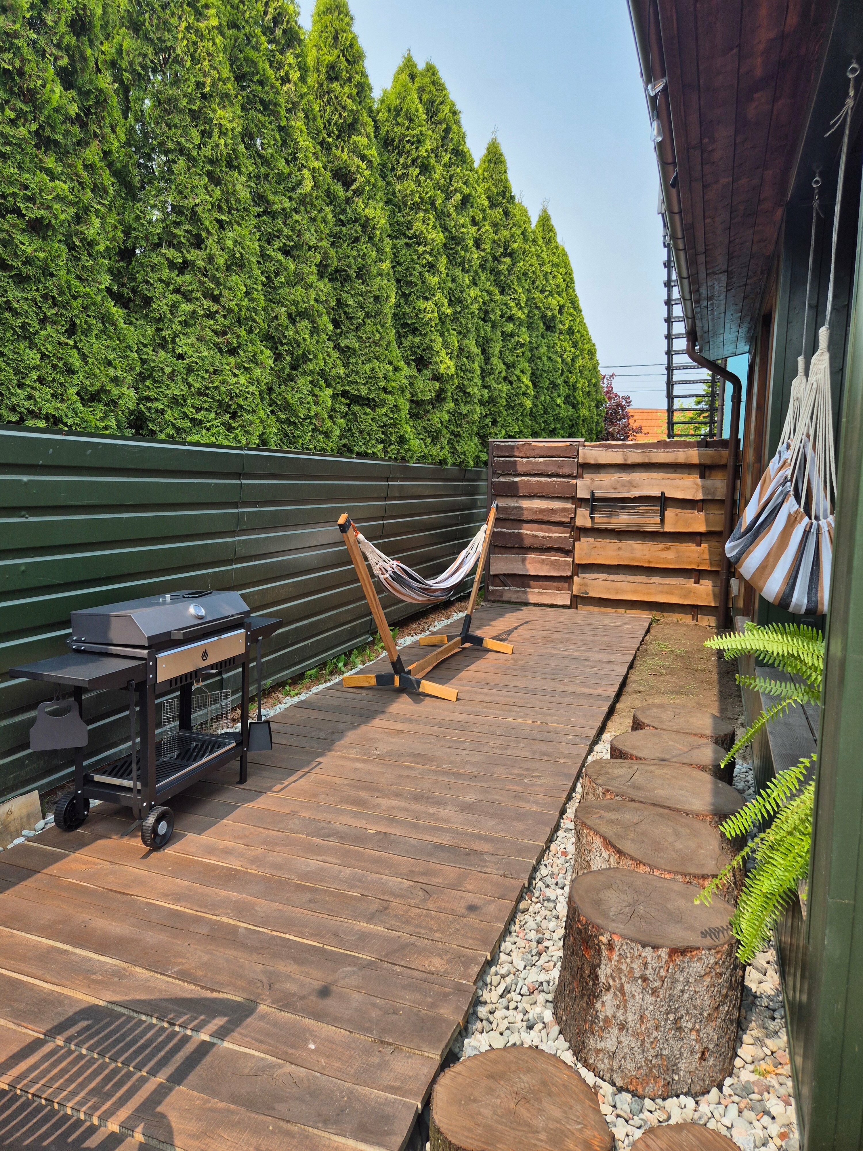 Домик и Лес