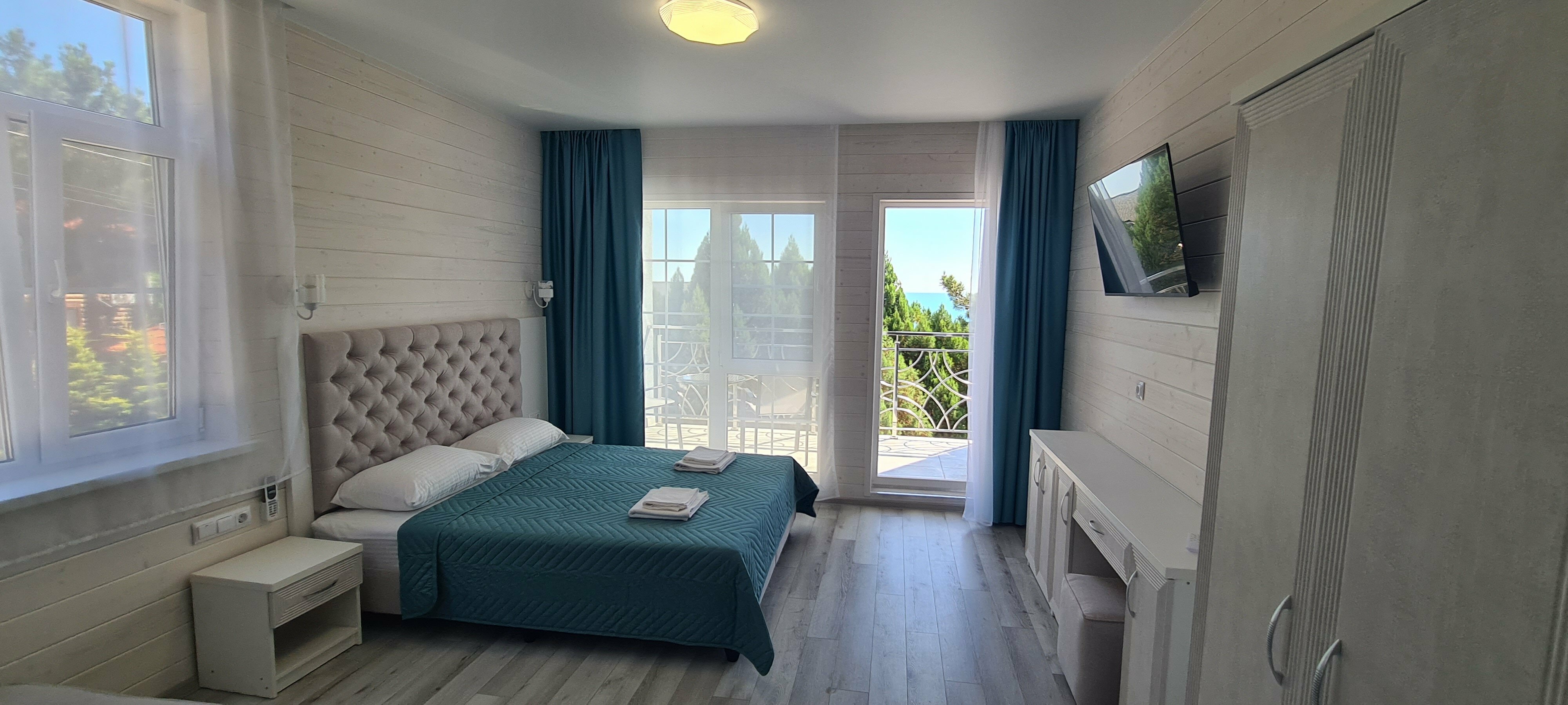 ДВУХМЕСТНЫЙ НОМЕР С ДОП.МЕСТОМ И КУХНЕЙ