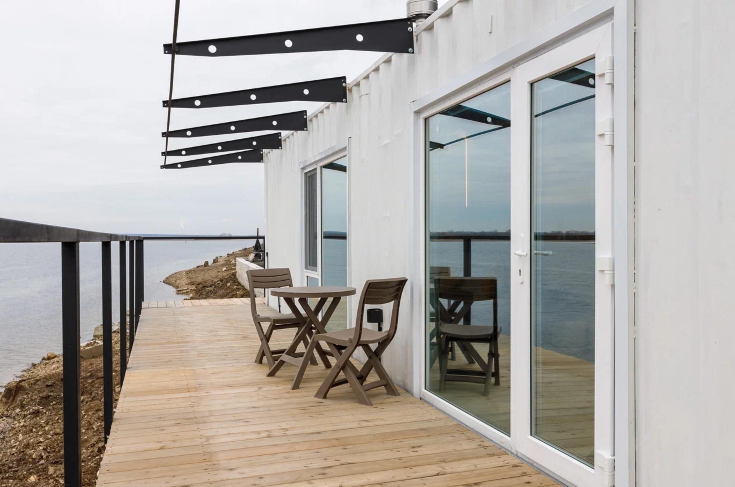 Красное и Белое