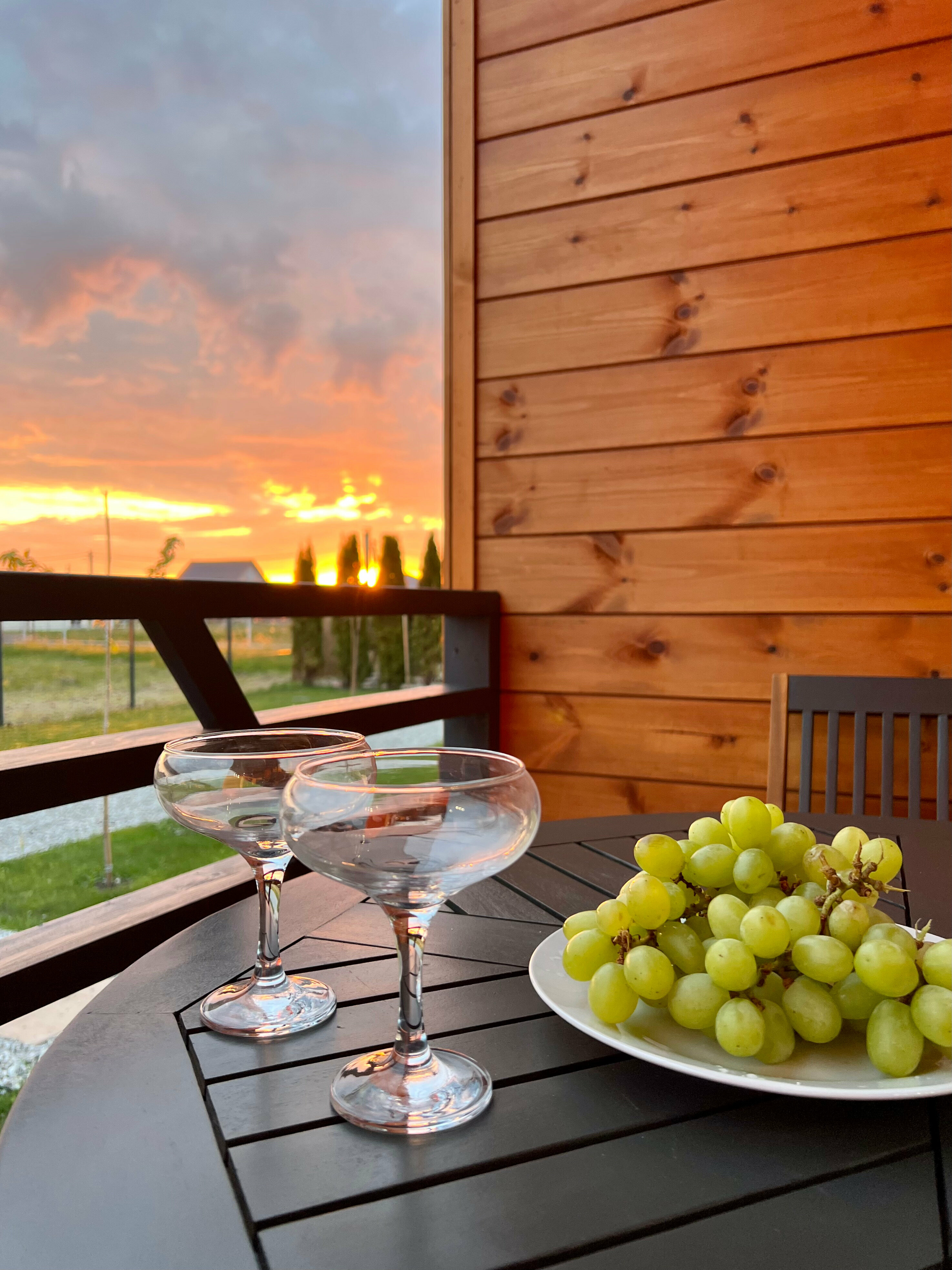 Дом с высокими потолками и антресолью