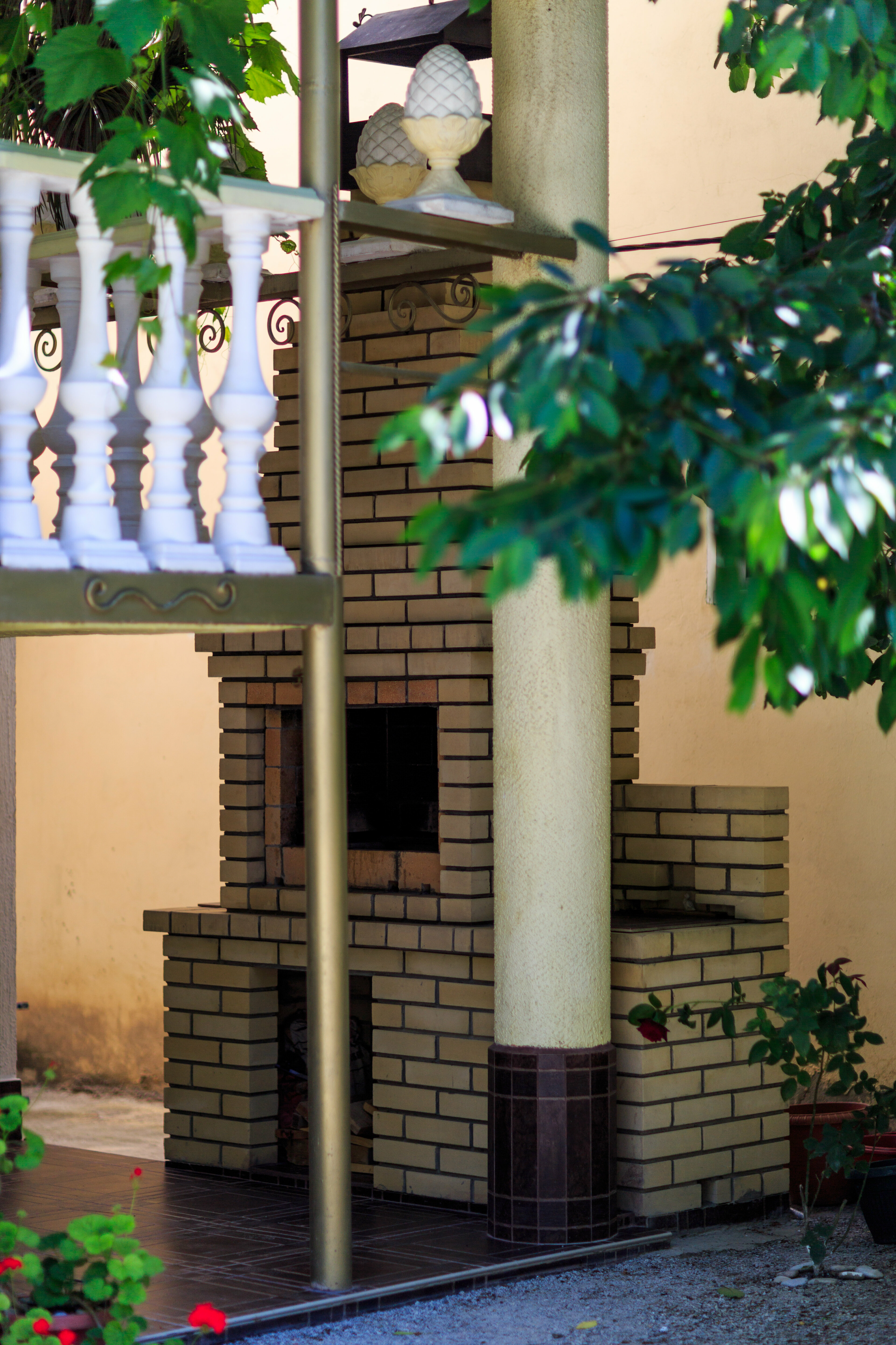 Трехместный номер с балконом