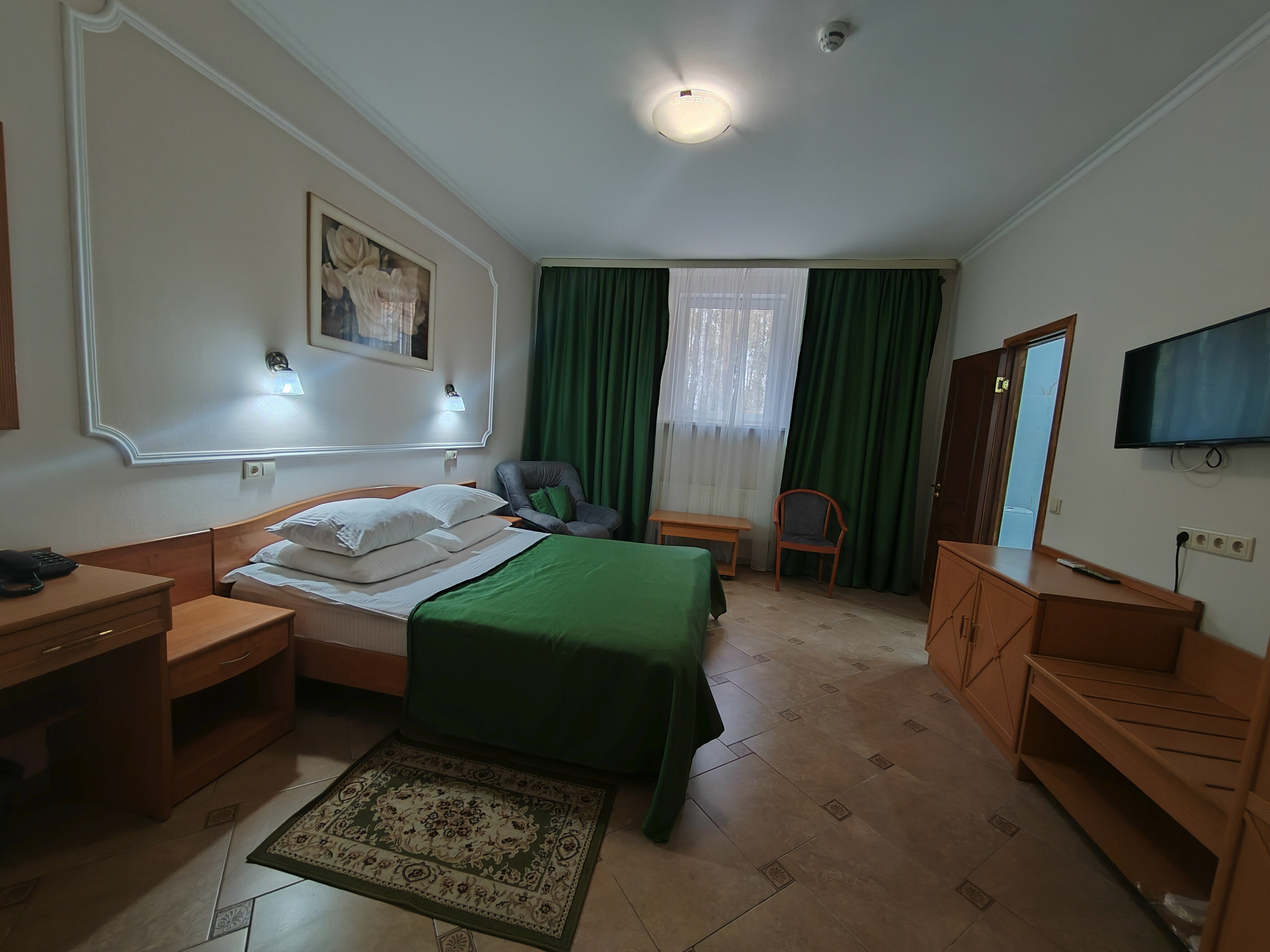 Большой двухместный номер с 1 кроватью