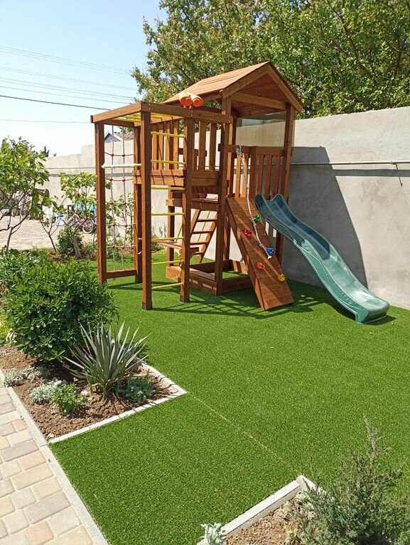 Четырехместный номер с балконом