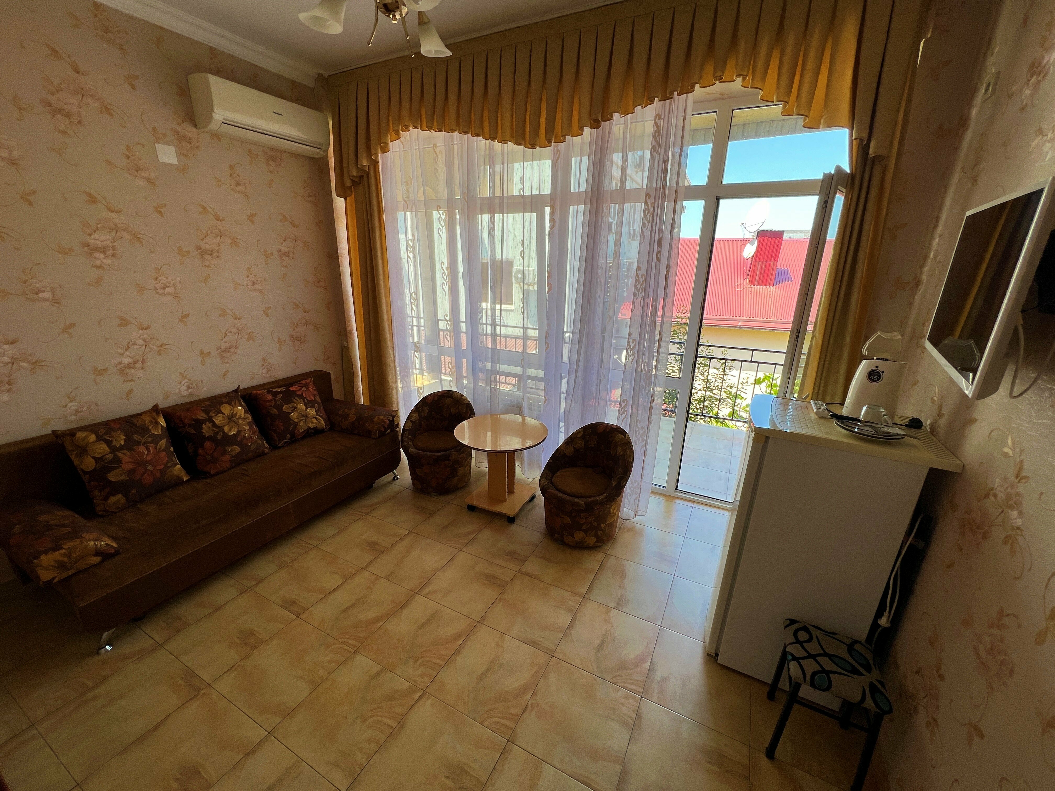 Семейный номер с балконом