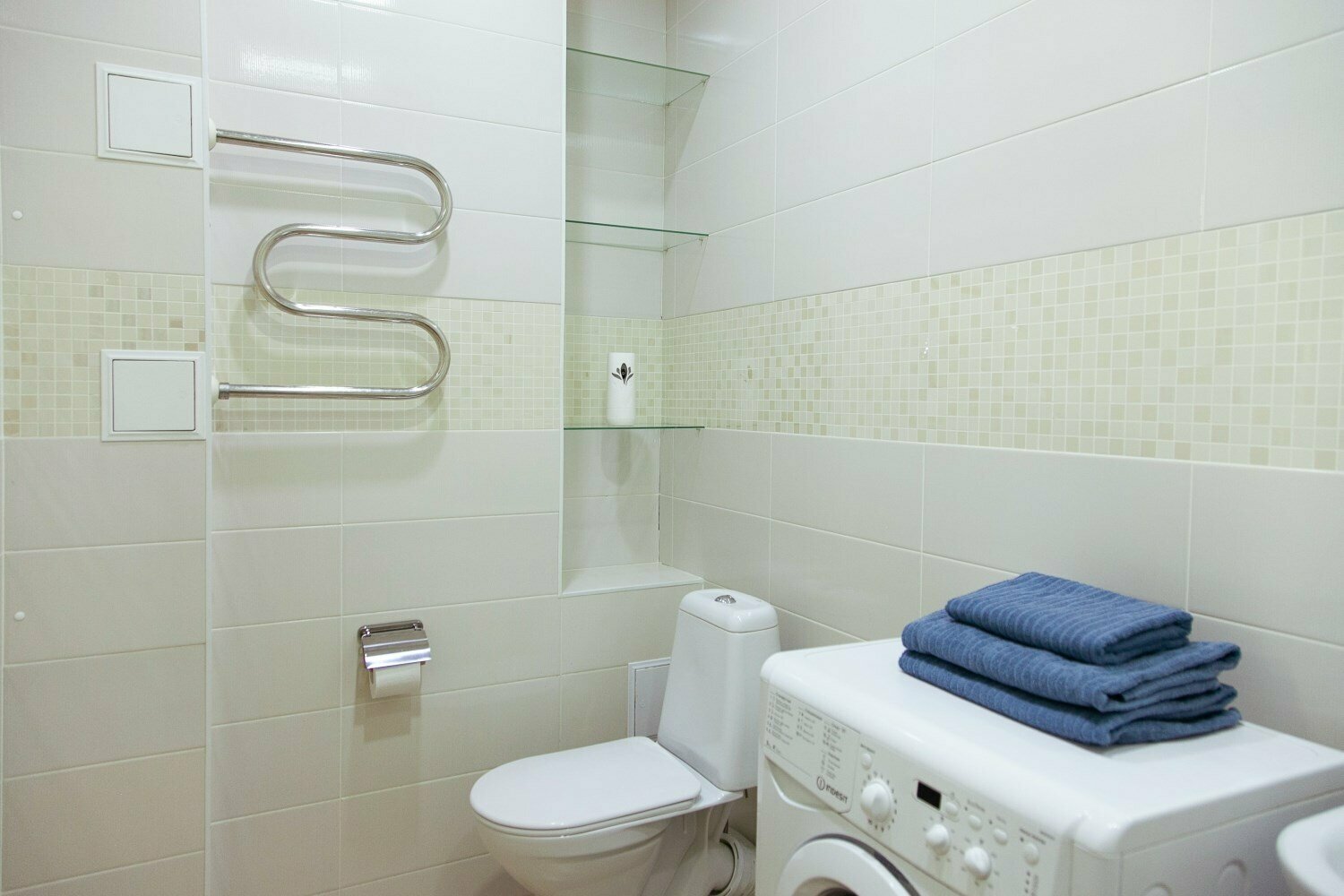 Однокомнатная_16 этаж_Фрунзе 49