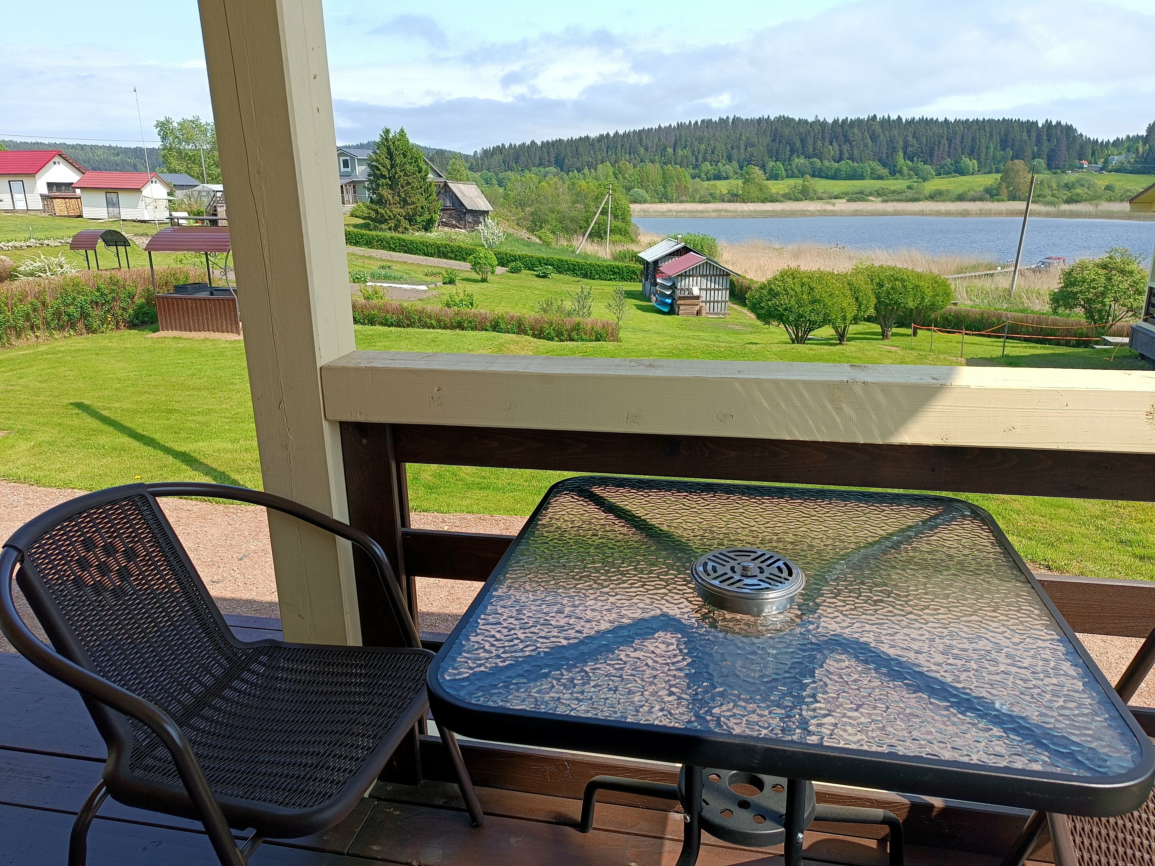 Коттедж с видом на озеро для 3 человек