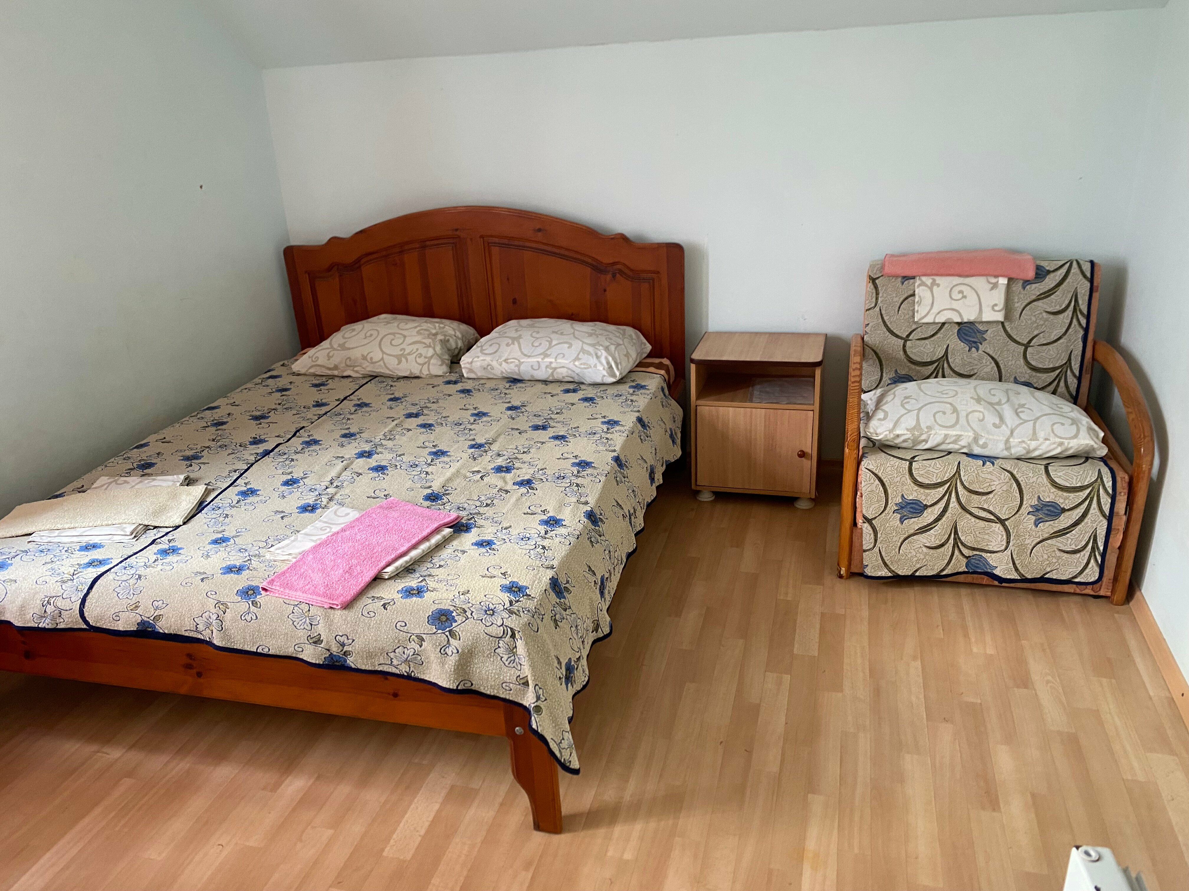 Трехместный с удобствами на этаже