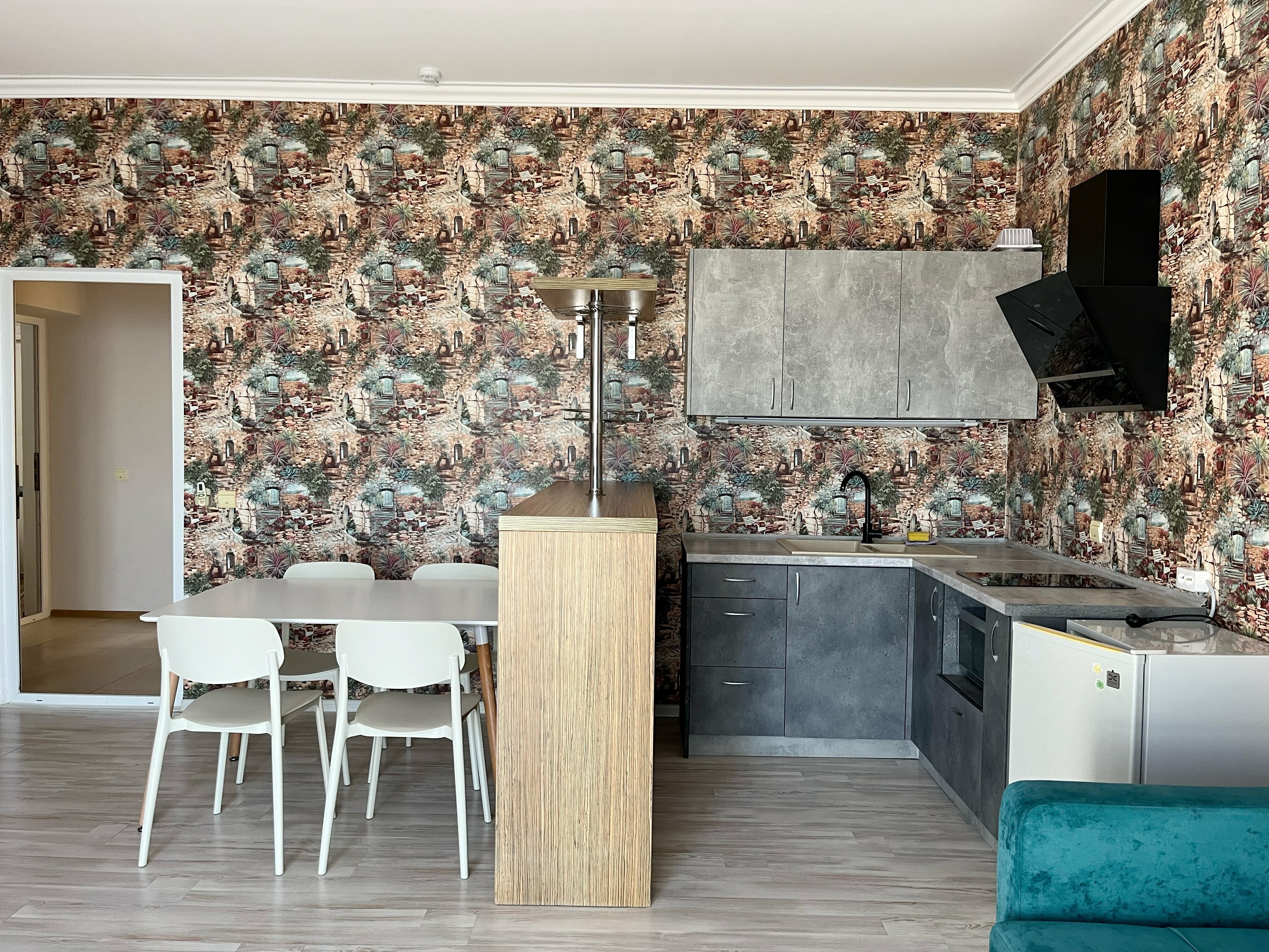 двухкомнатные апартаменты с видом на море 2 этаж