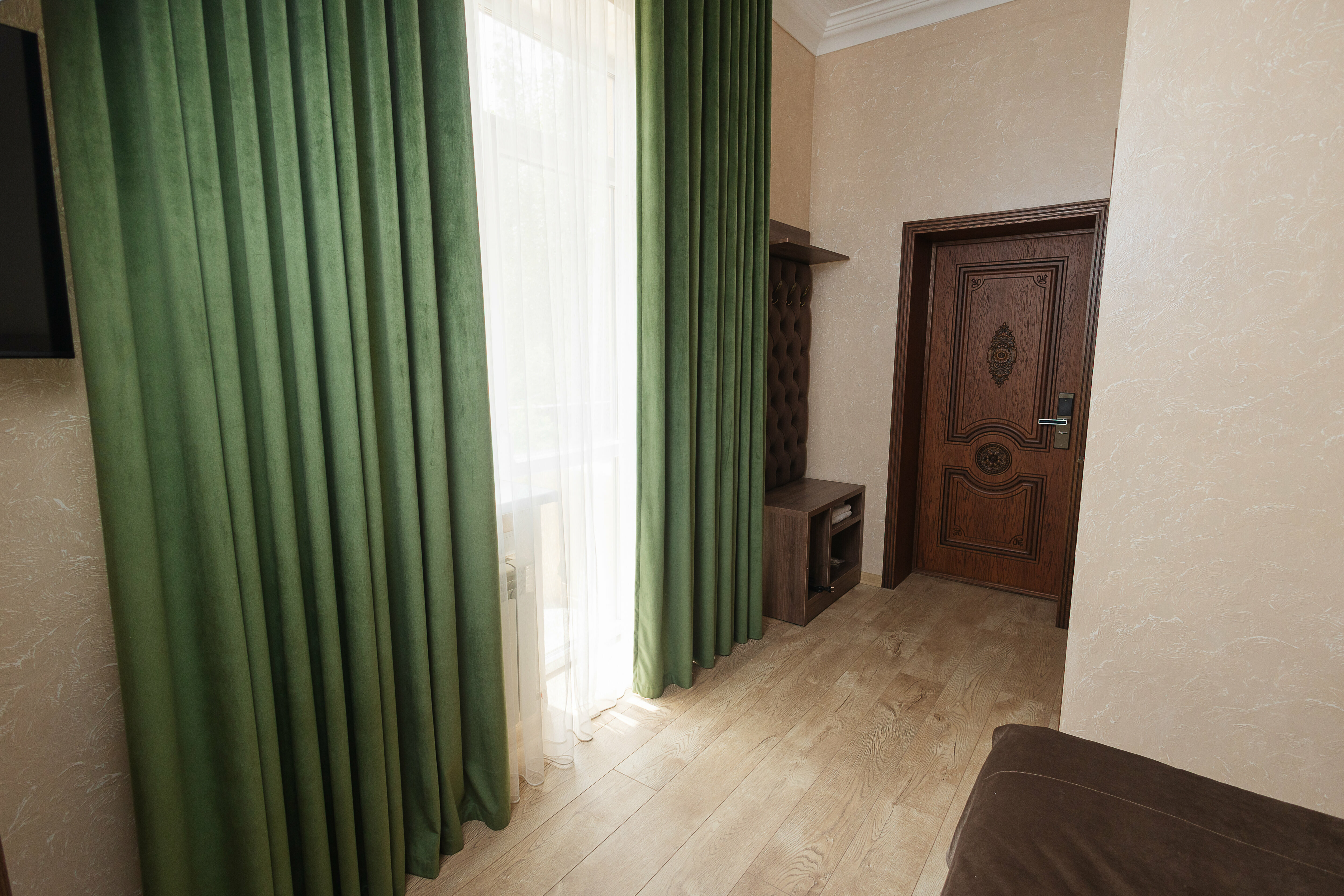 Улучшенный с балконом