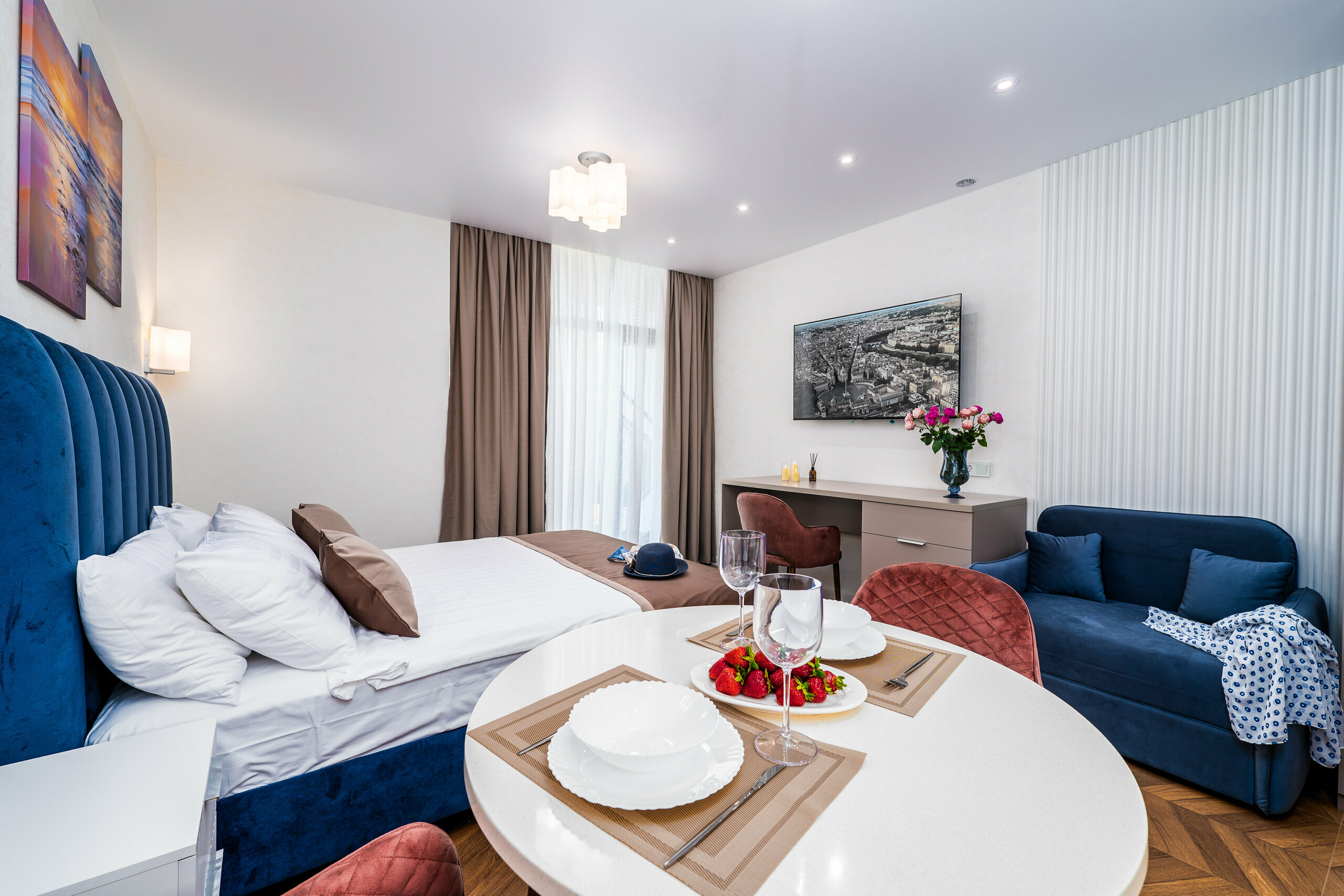 Студия Тоскана боковой вид на море