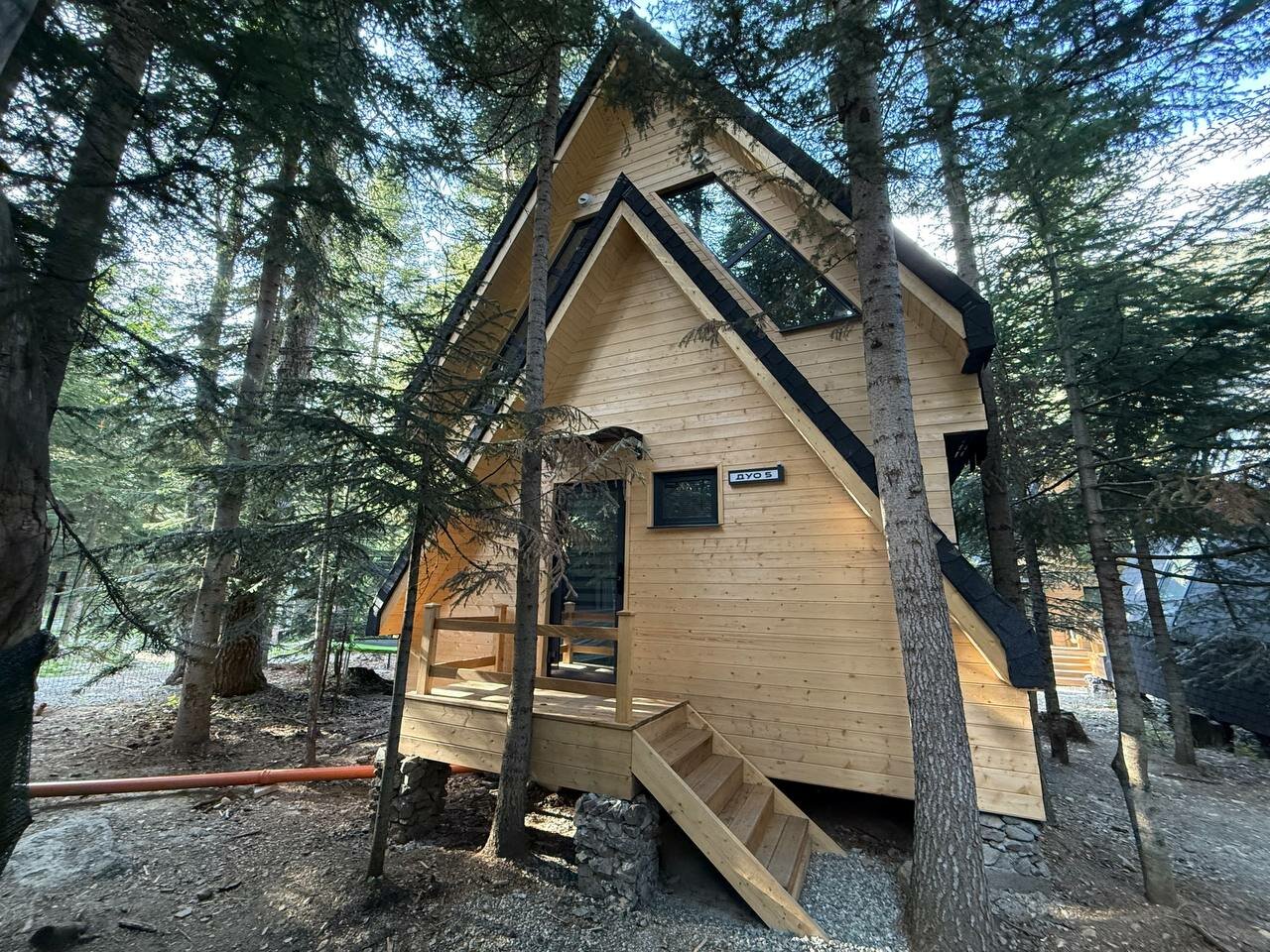 Большой дом в лесу Дуо 5 с 2 изолированными спальнями  (без посещения бани и бассейна)