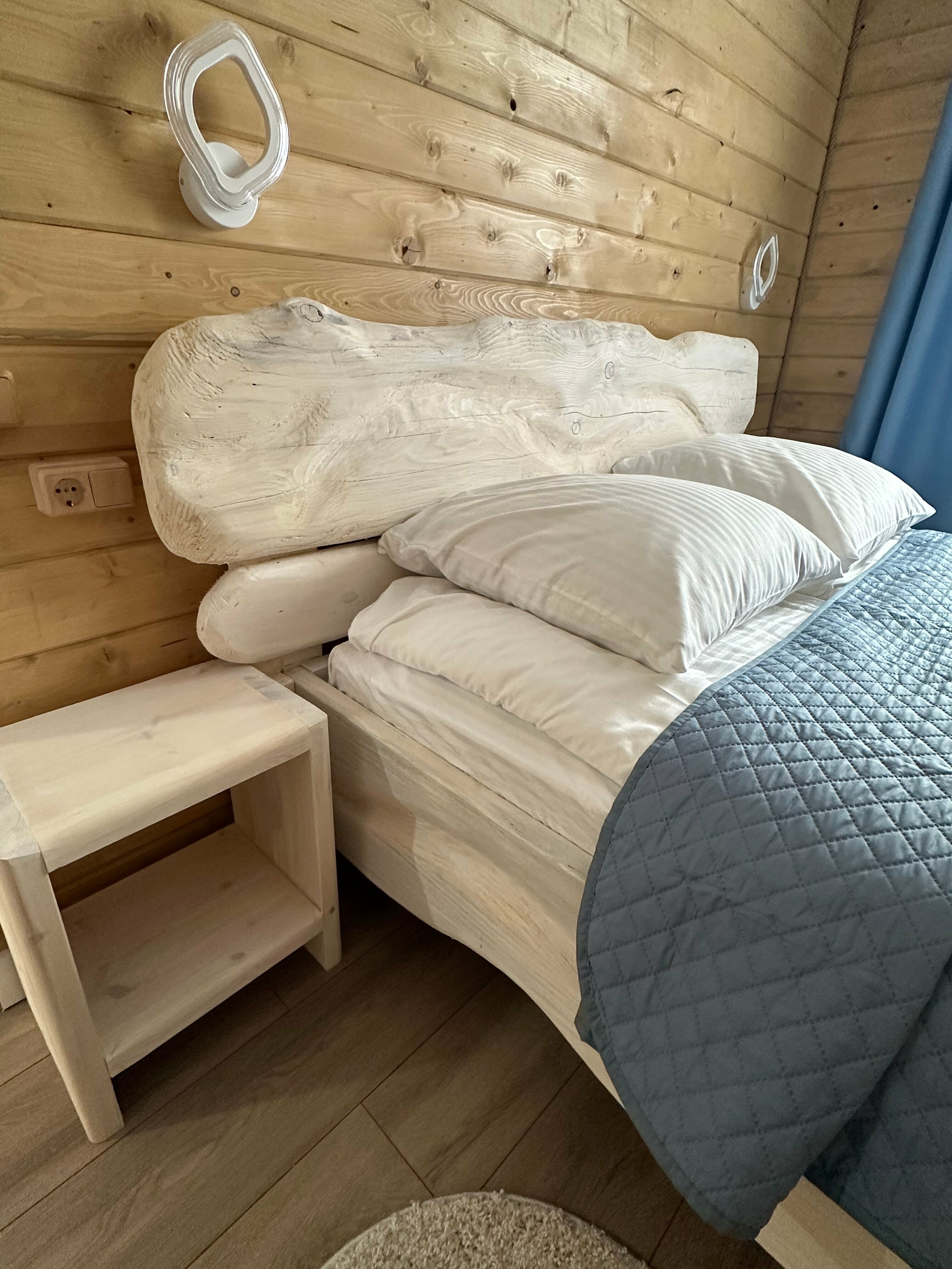 Семейный домик с двумя комнатами и уютной кухней