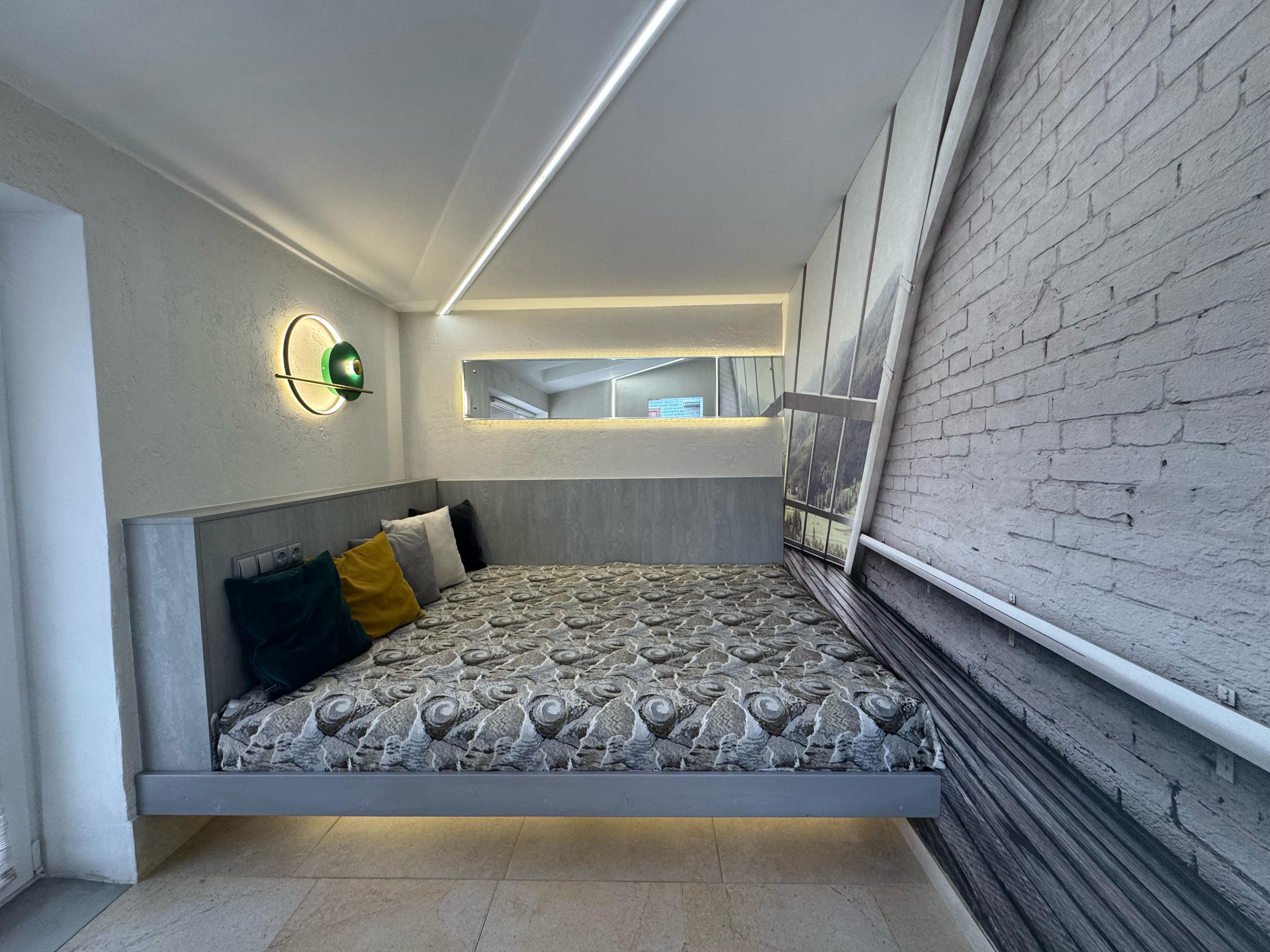 Трехместный номер с террасой