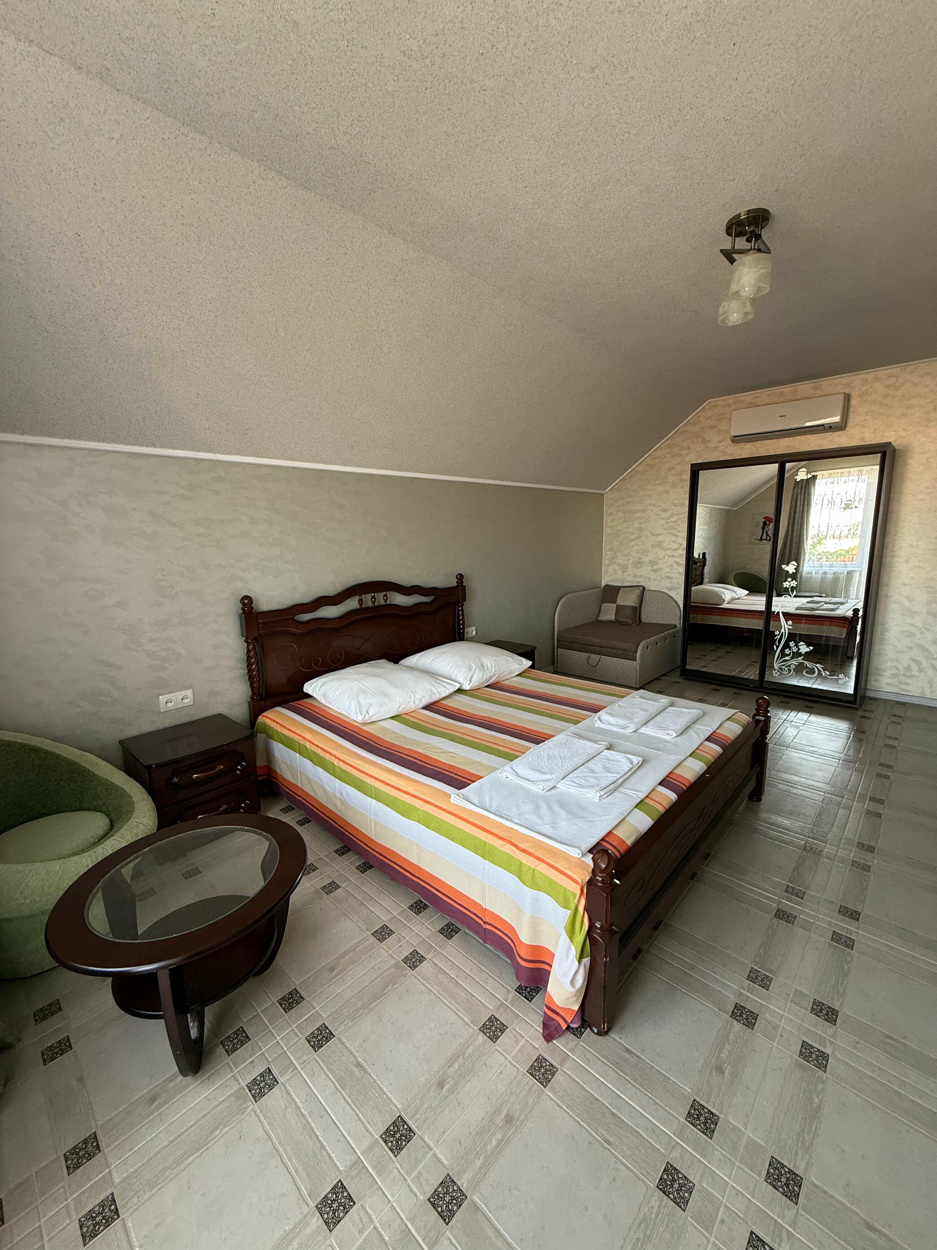 Люкс с балконом