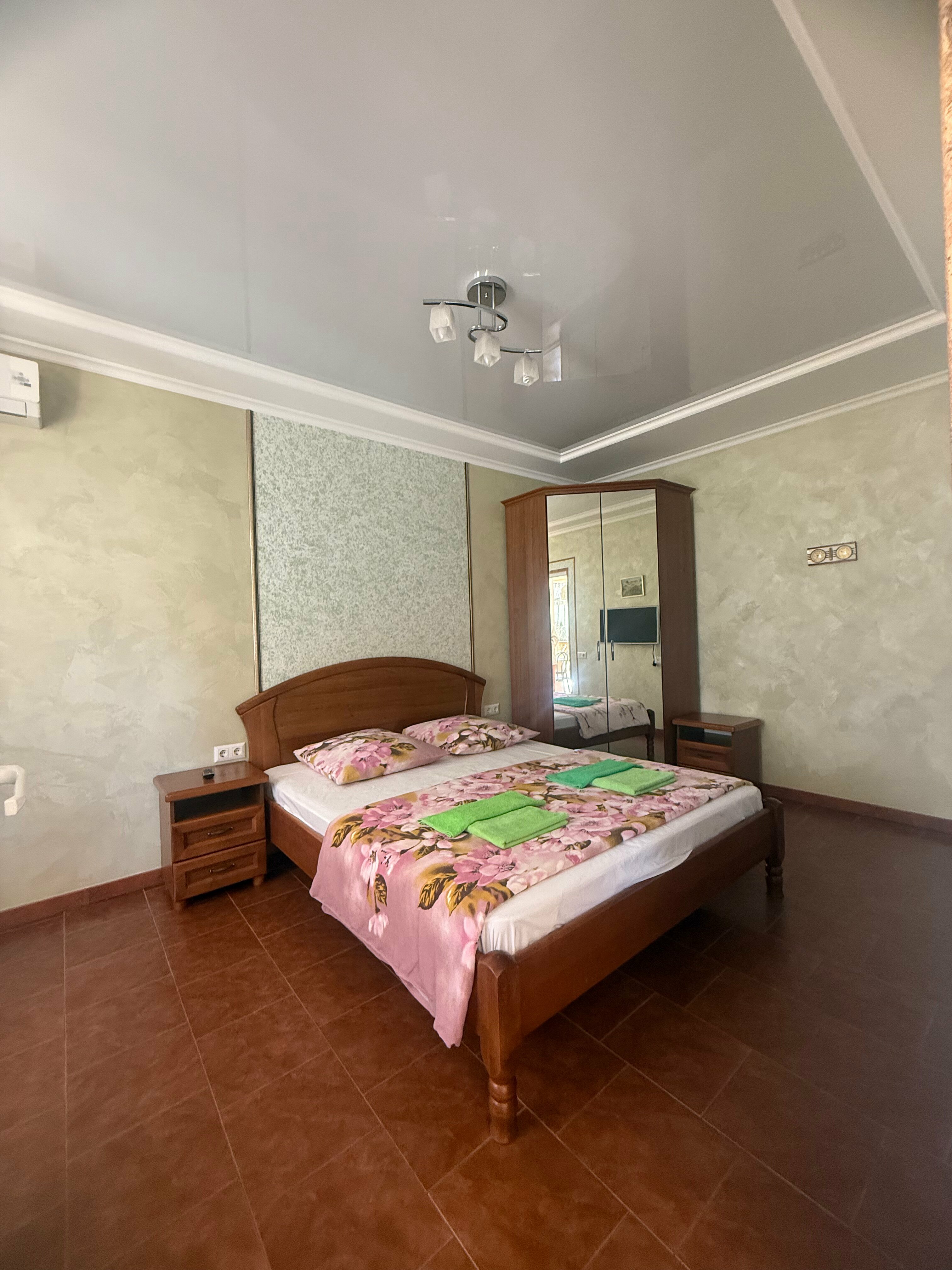 Семейный номер с террасой