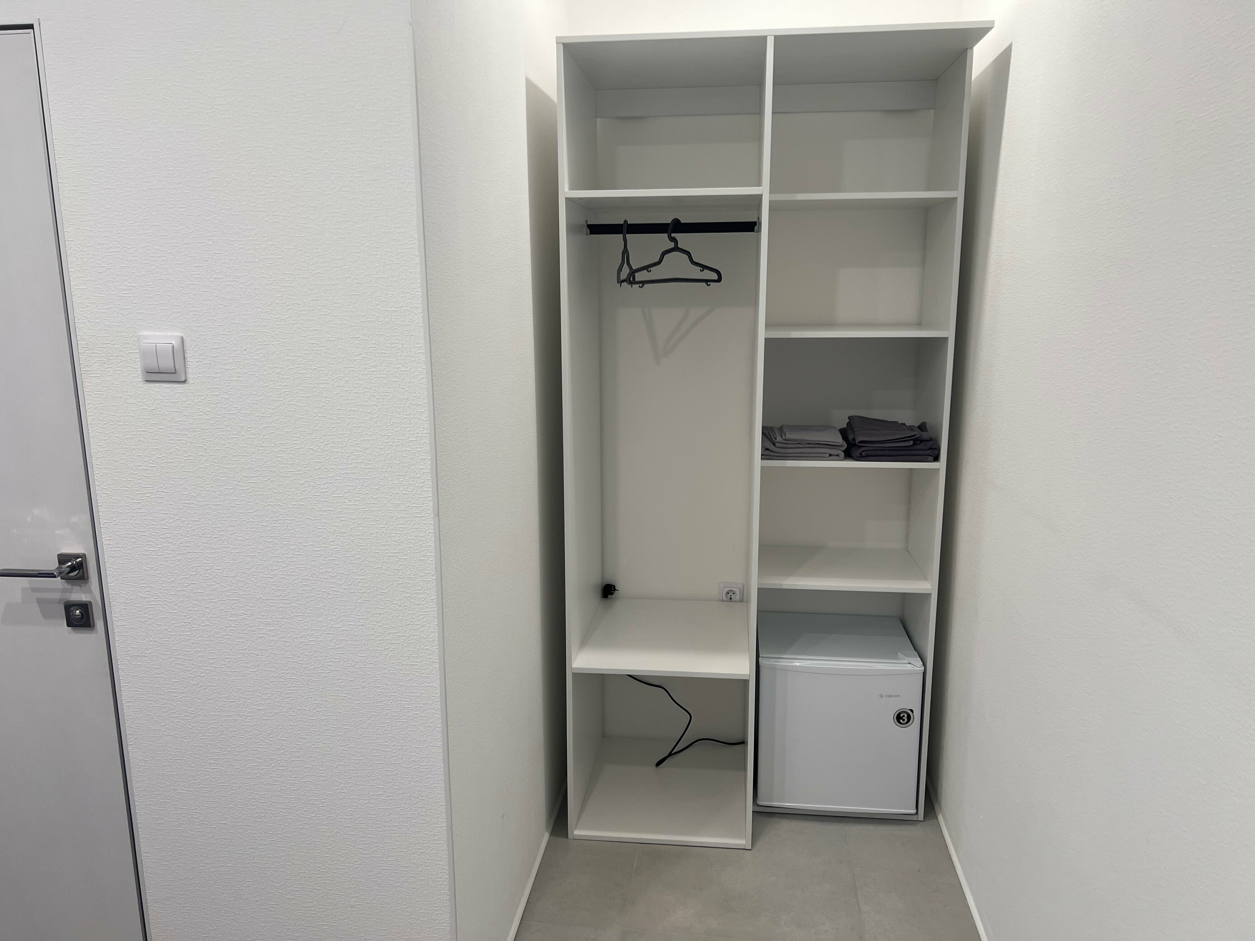 Современный двухместный номер в гостевом доме с отдельными кроватями