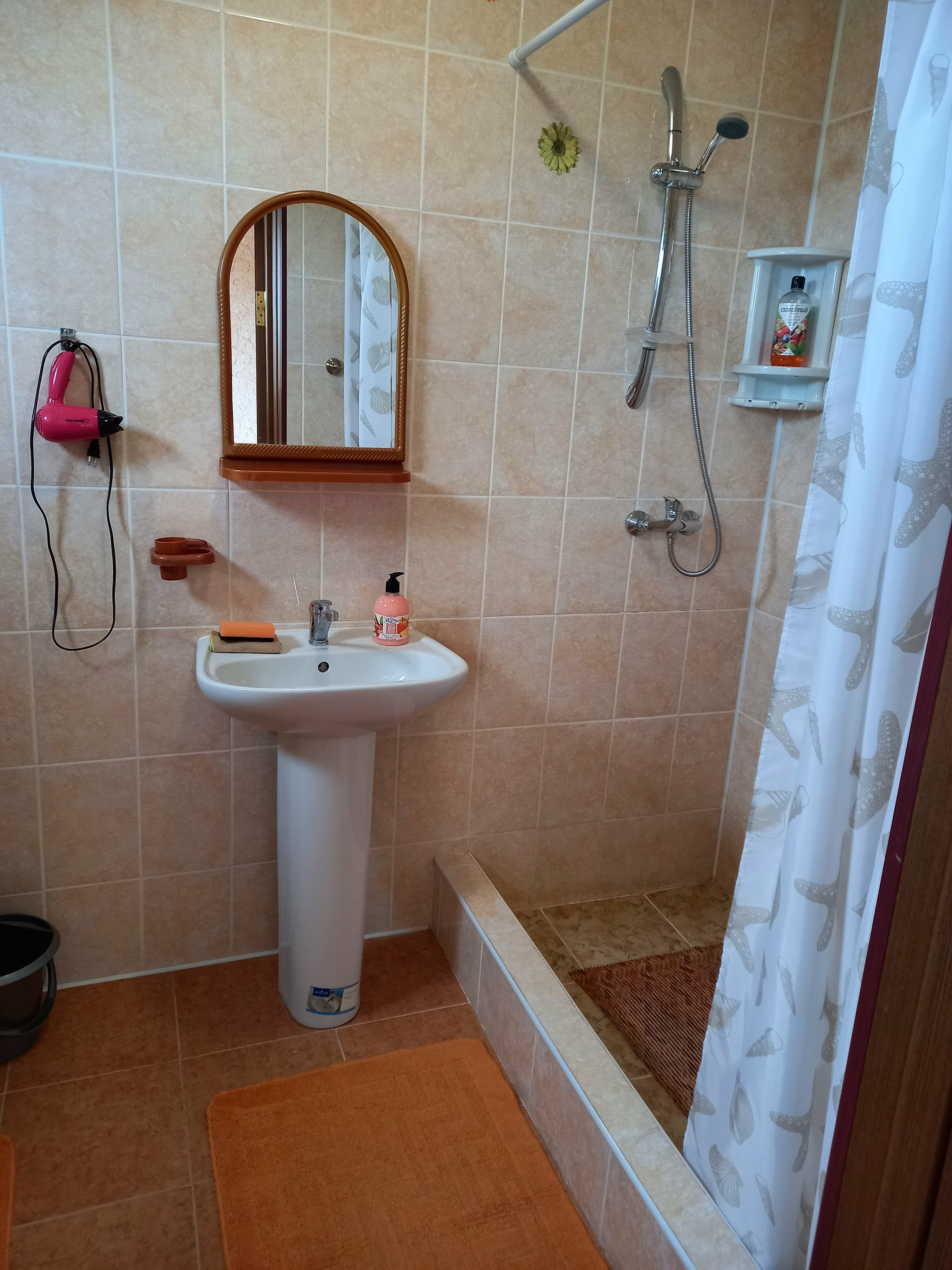 Четырехместный номер с балконом