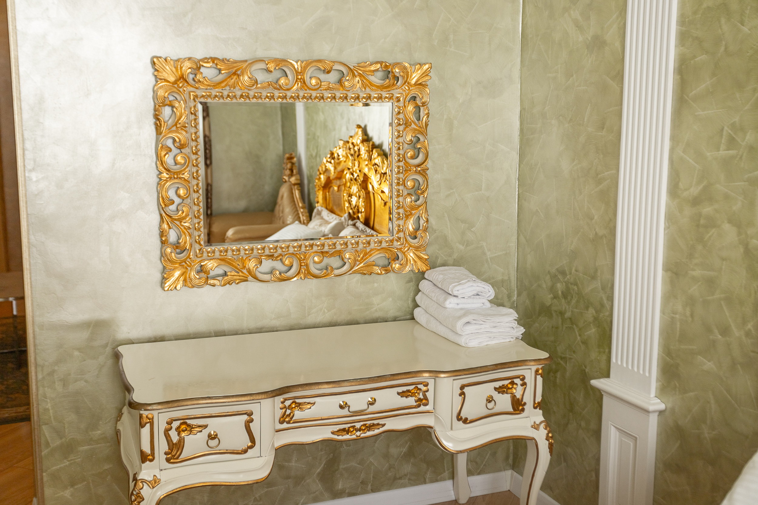 Номер Делюкс