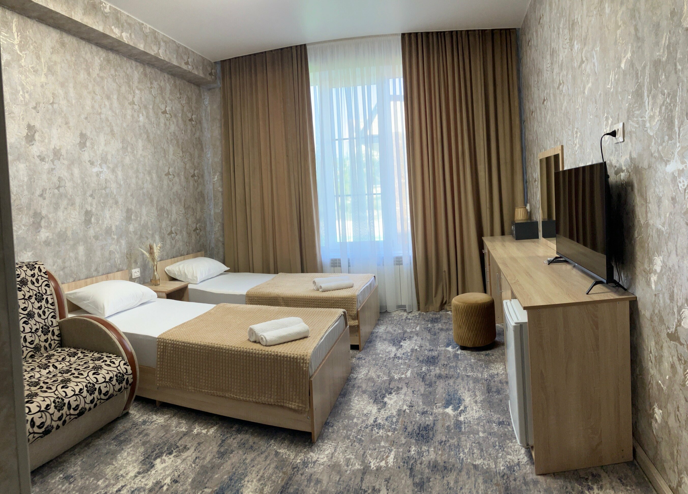 Улучшенный двухместный номер с 1 кроватью