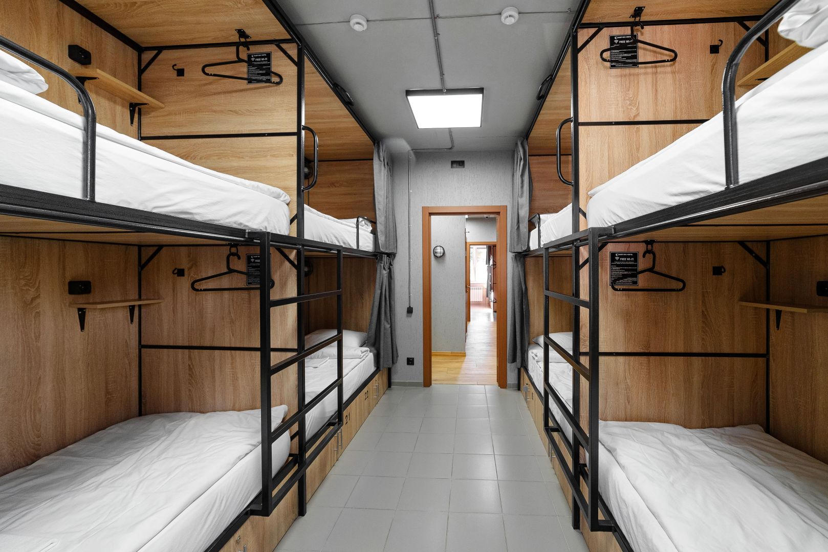 Восьмиместный мужской номер